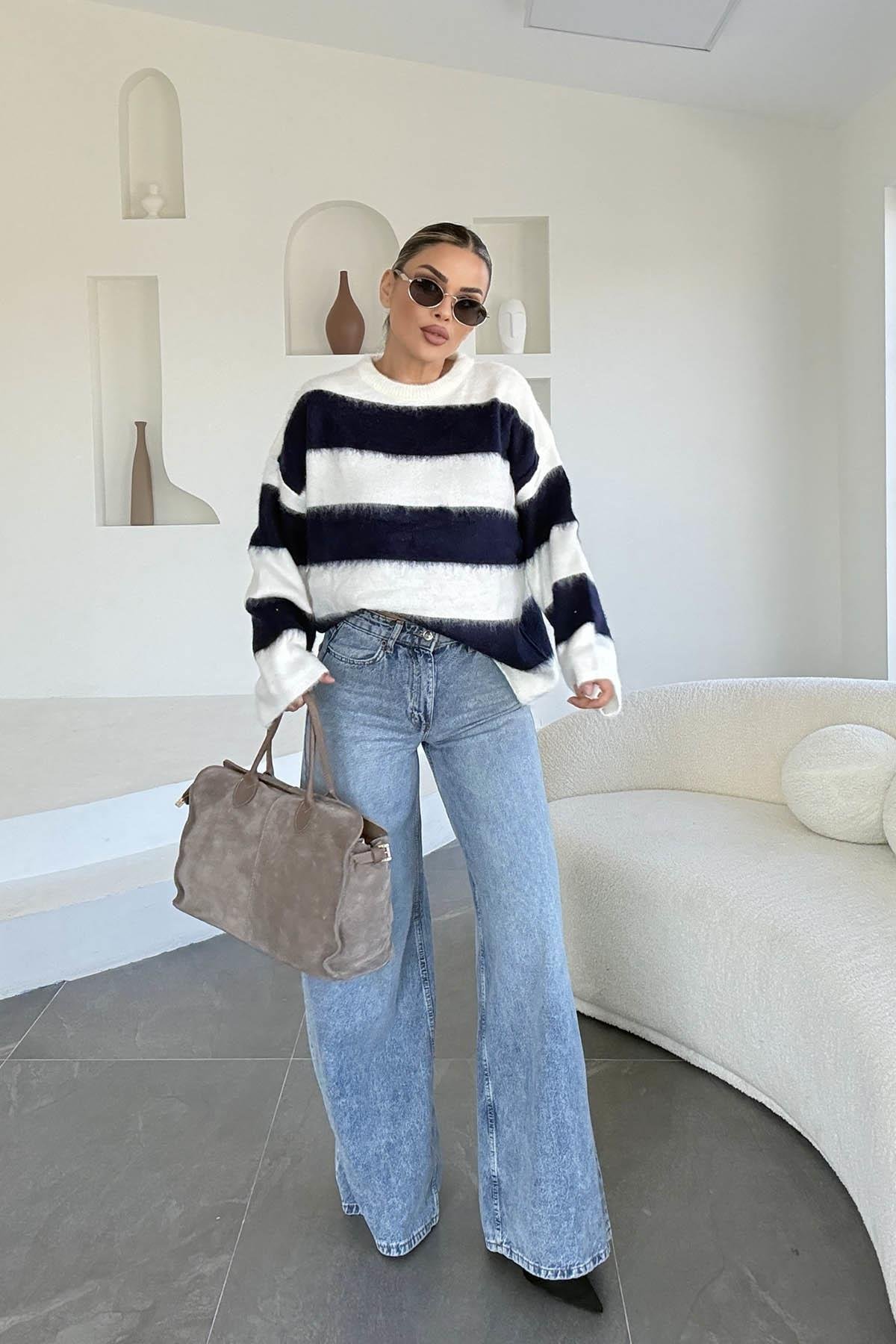 Eswomes Ekstra Geniş Paça Wideleg Jean Buz Mavi