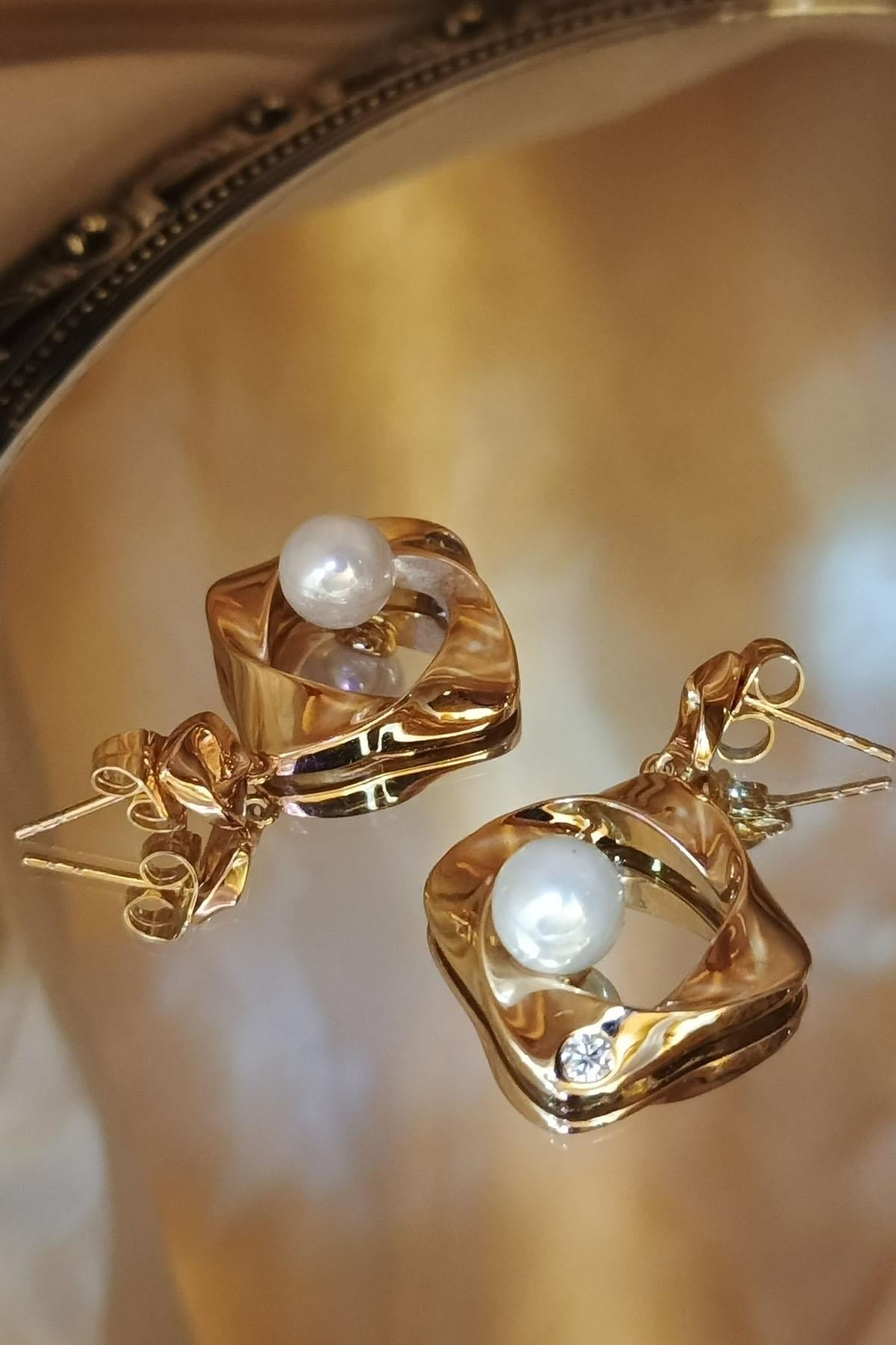 Eswomes İncili Geometrik Küpe Gold
