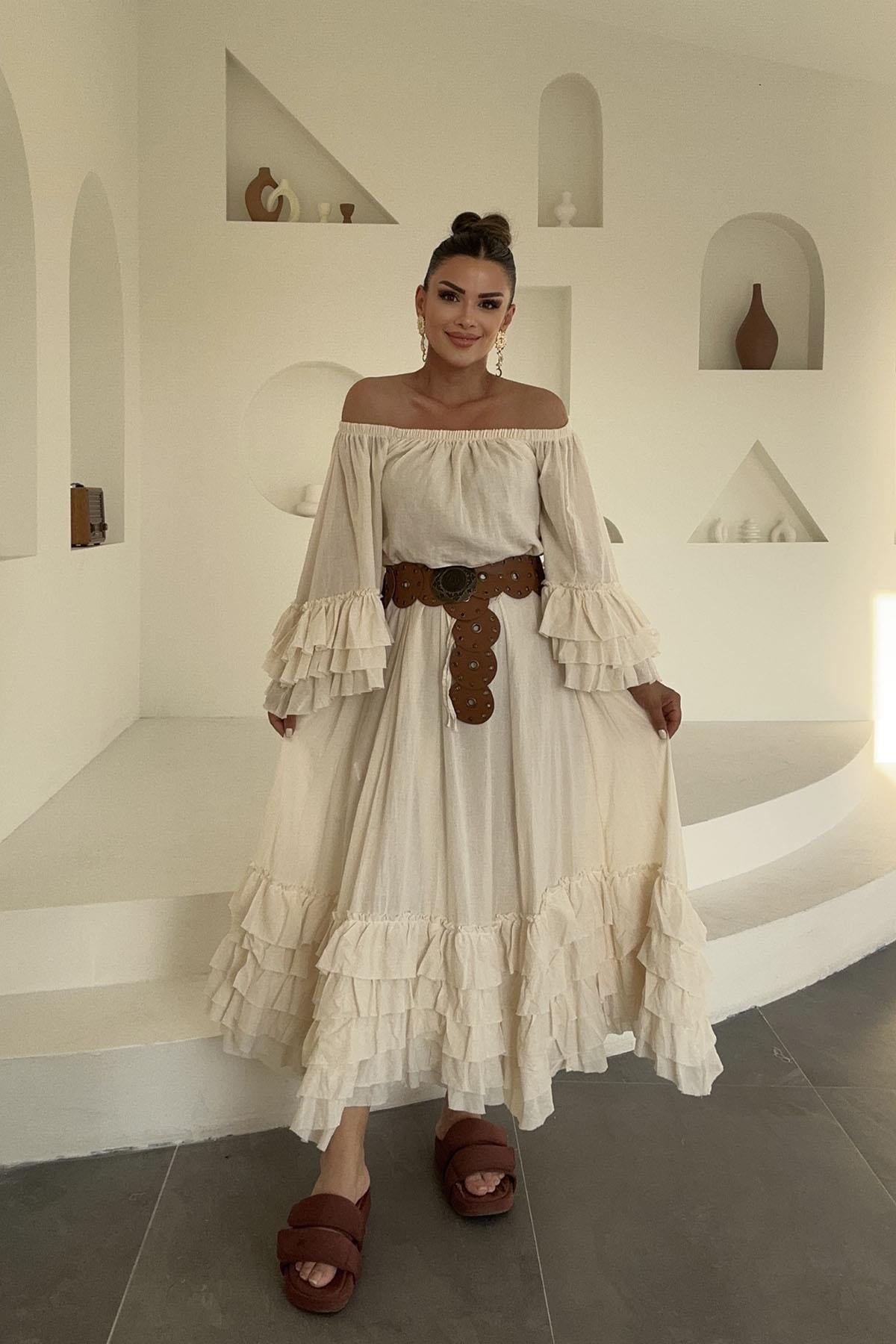 Eswomes Madonna Yaka Kolları Ve Etek Uçları Volanlı Takım Ekru