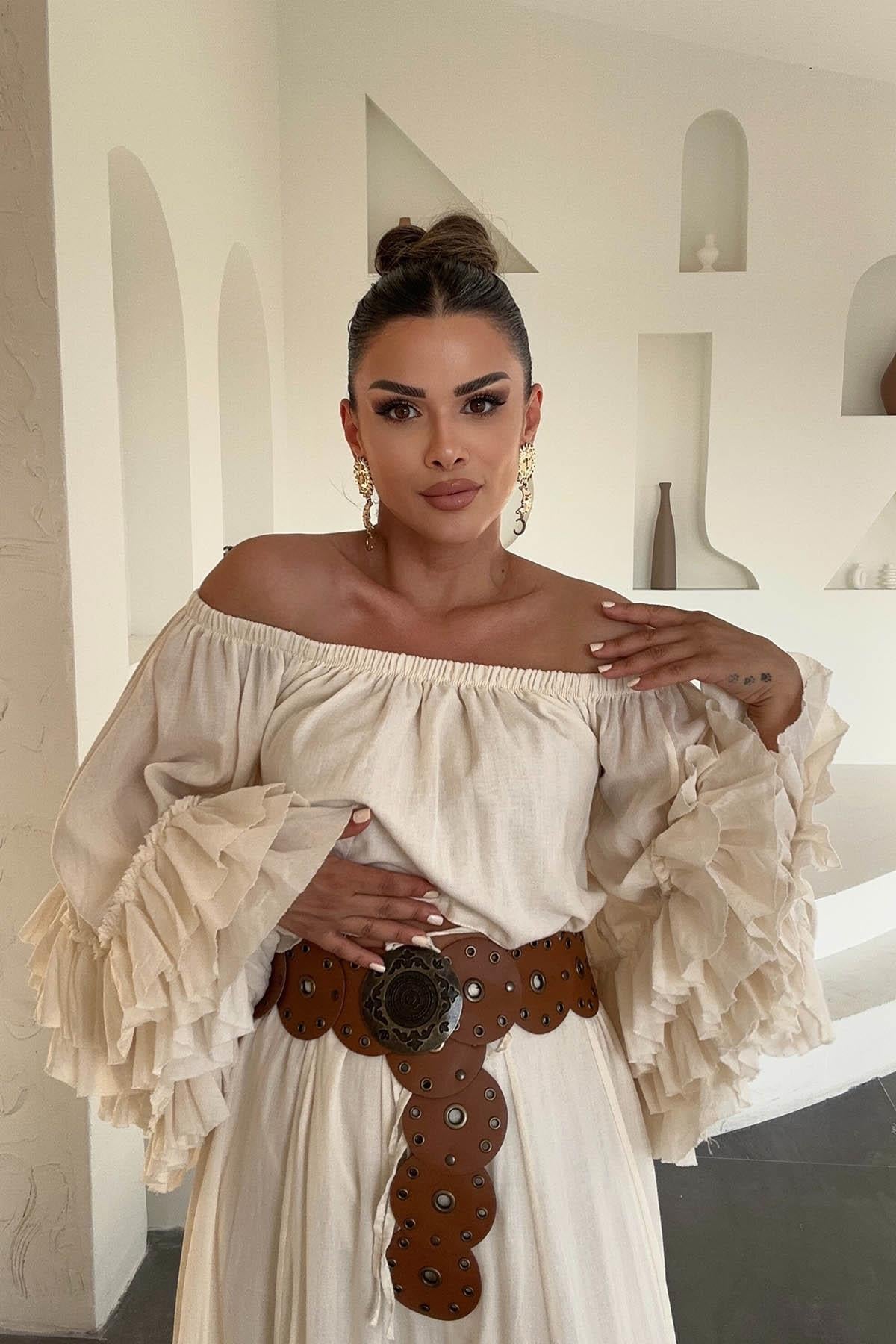 Eswomes Madonna Yaka Kolları Ve Etek Uçları Volanlı Takım Ekru