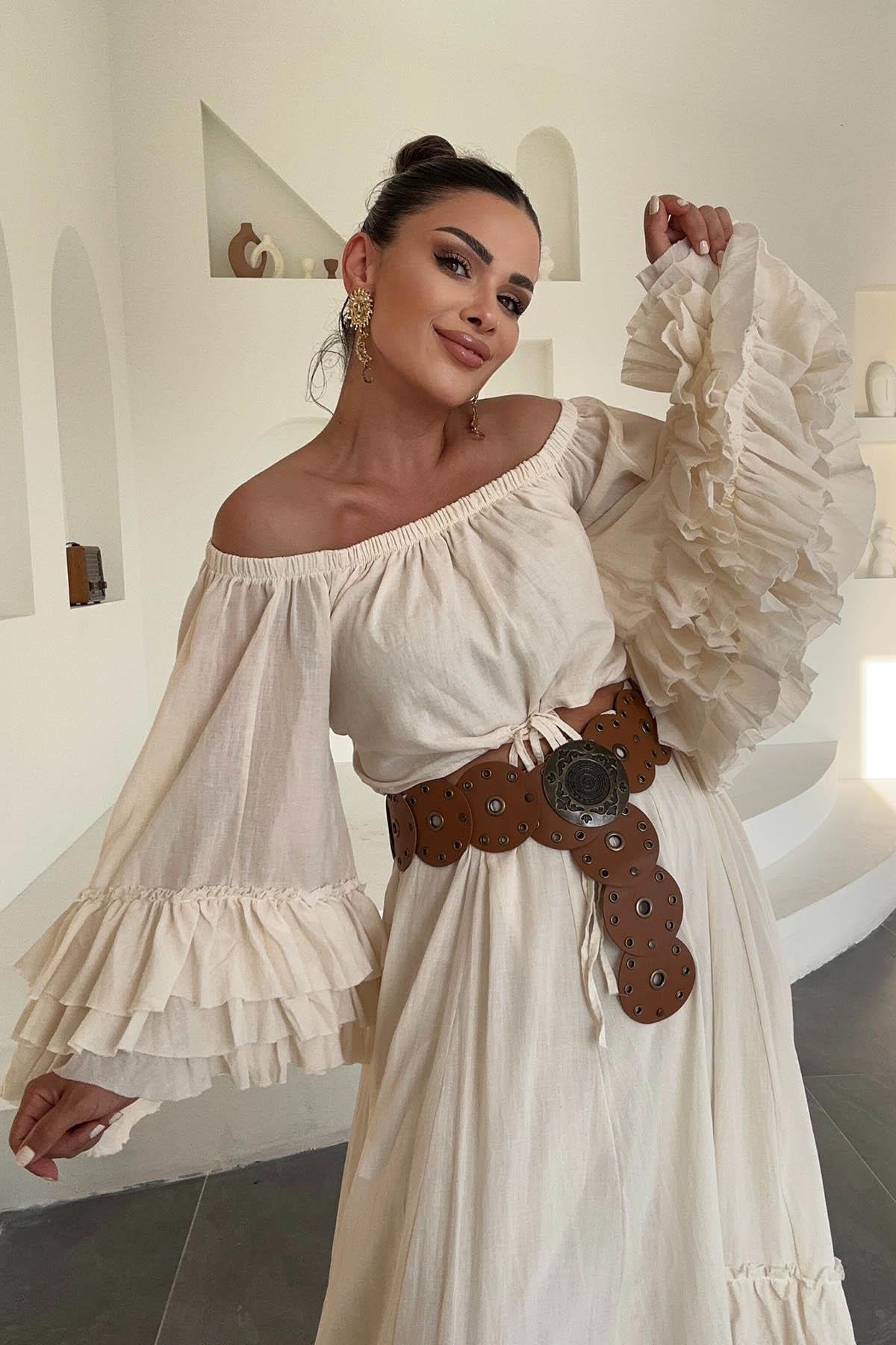 Eswomes Madonna Yaka Kolları Ve Etek Uçları Volanlı Takım Ekru