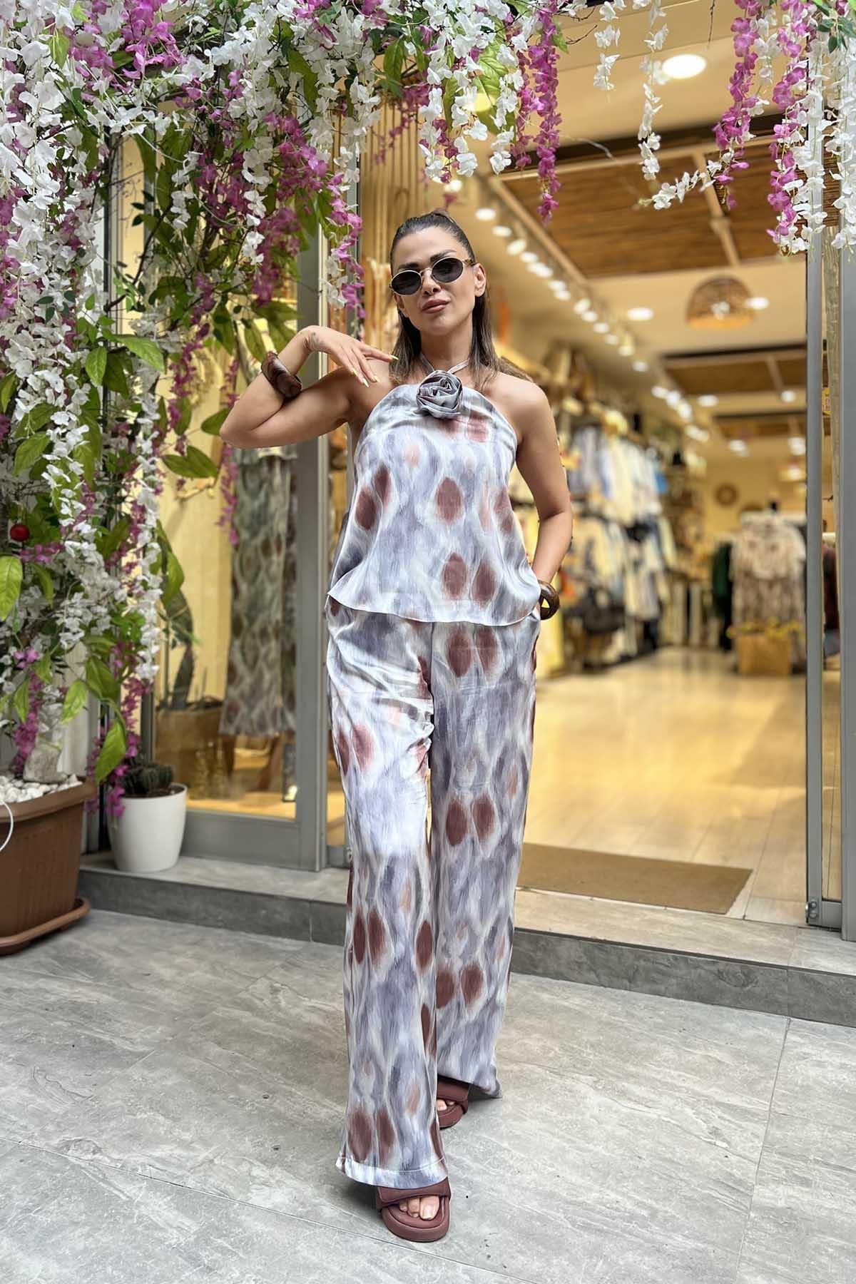 Eswomes Sırtı Açık Gül Bağlamalı Saten Takım Gri