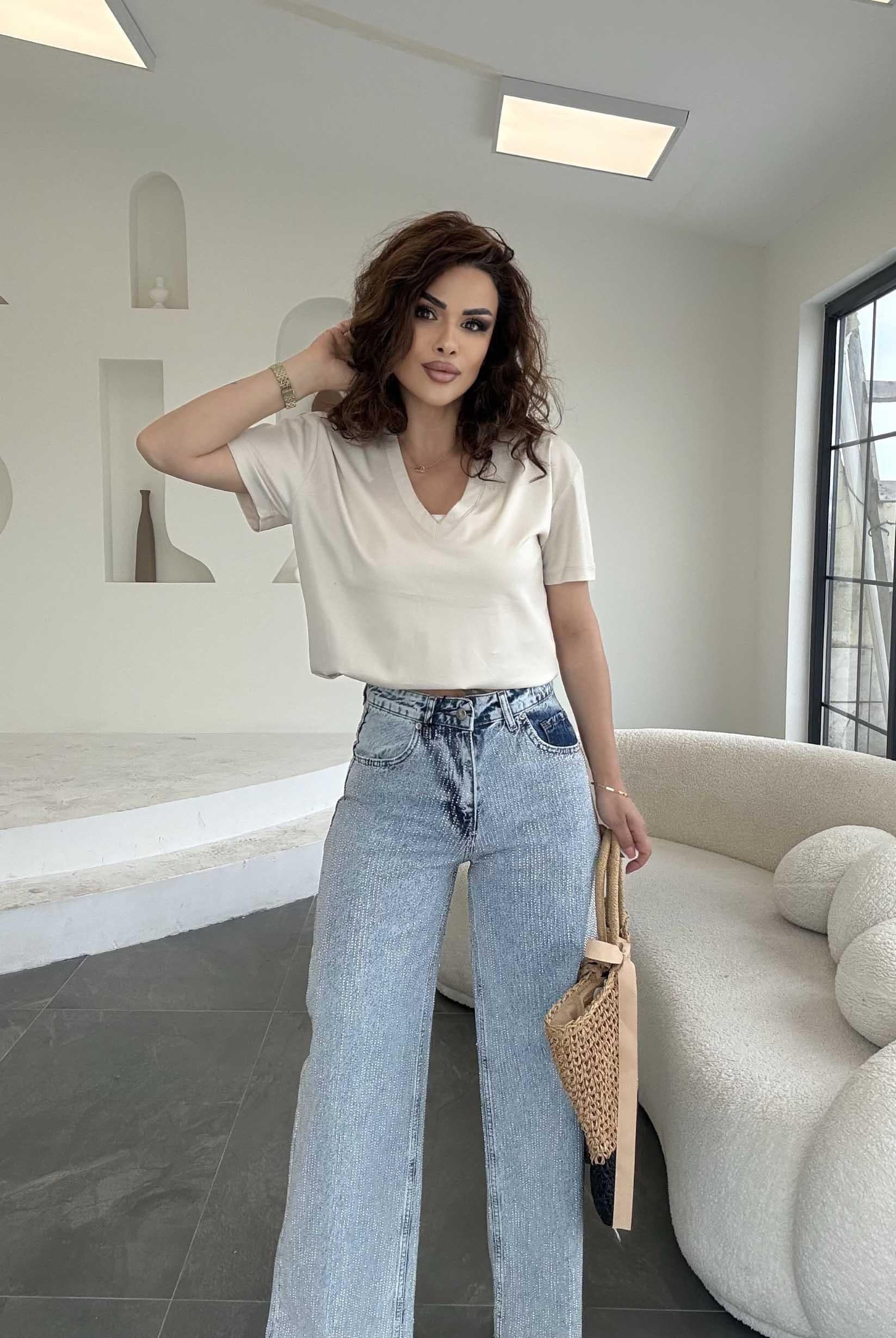 Eswomes V Yaka Oversize Basıc Tişört Ekru