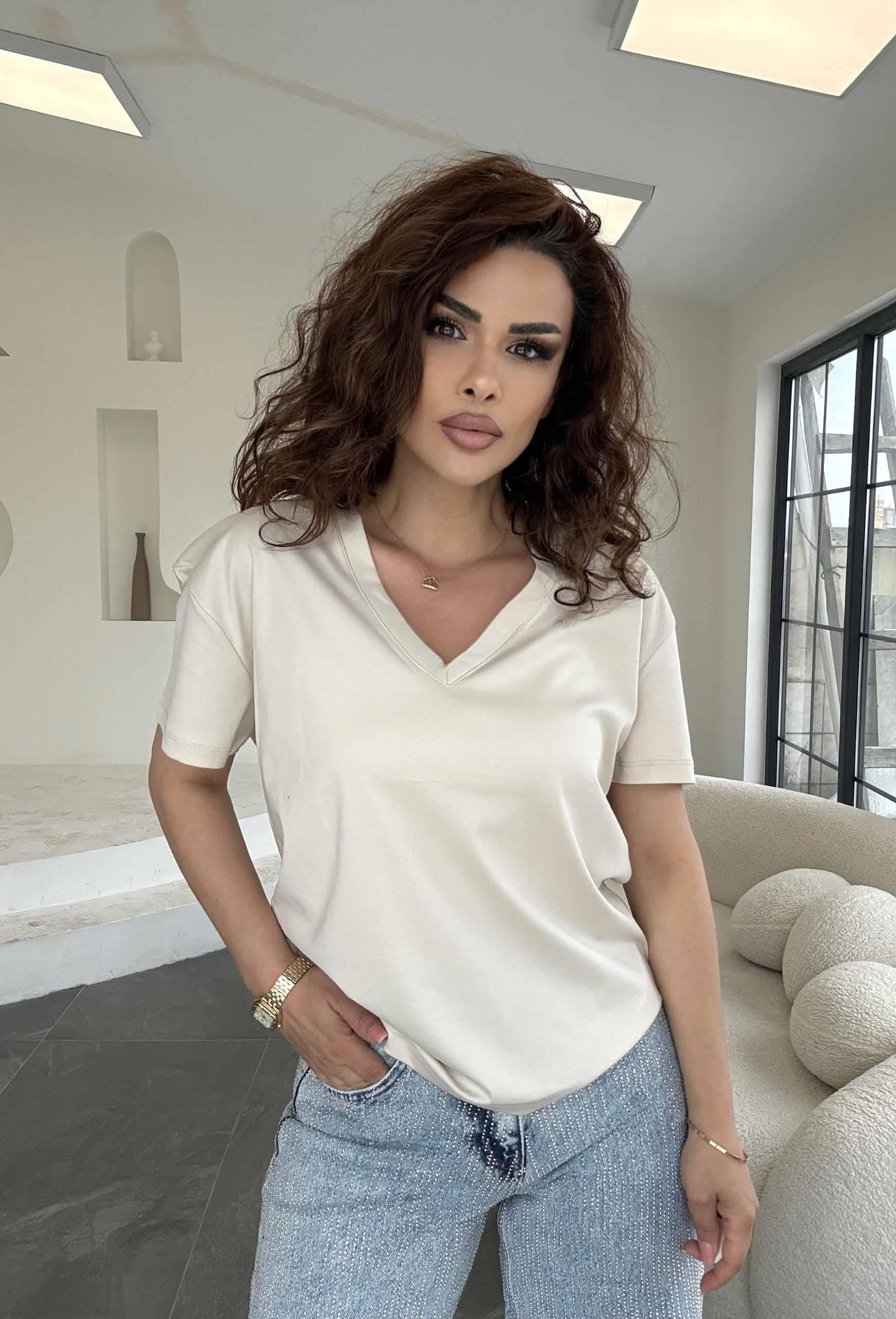 Eswomes V Yaka Oversize Basıc Tişört Ekru