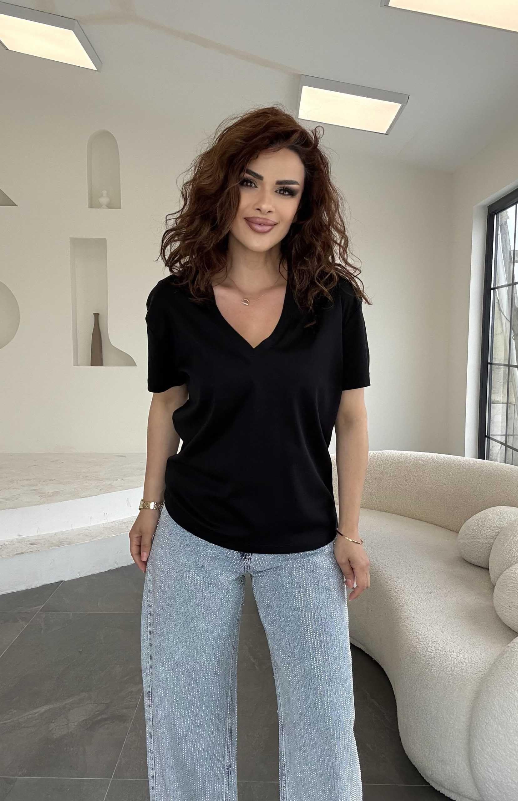 Eswomes V Yaka Oversize Basıc Tişört Siyah