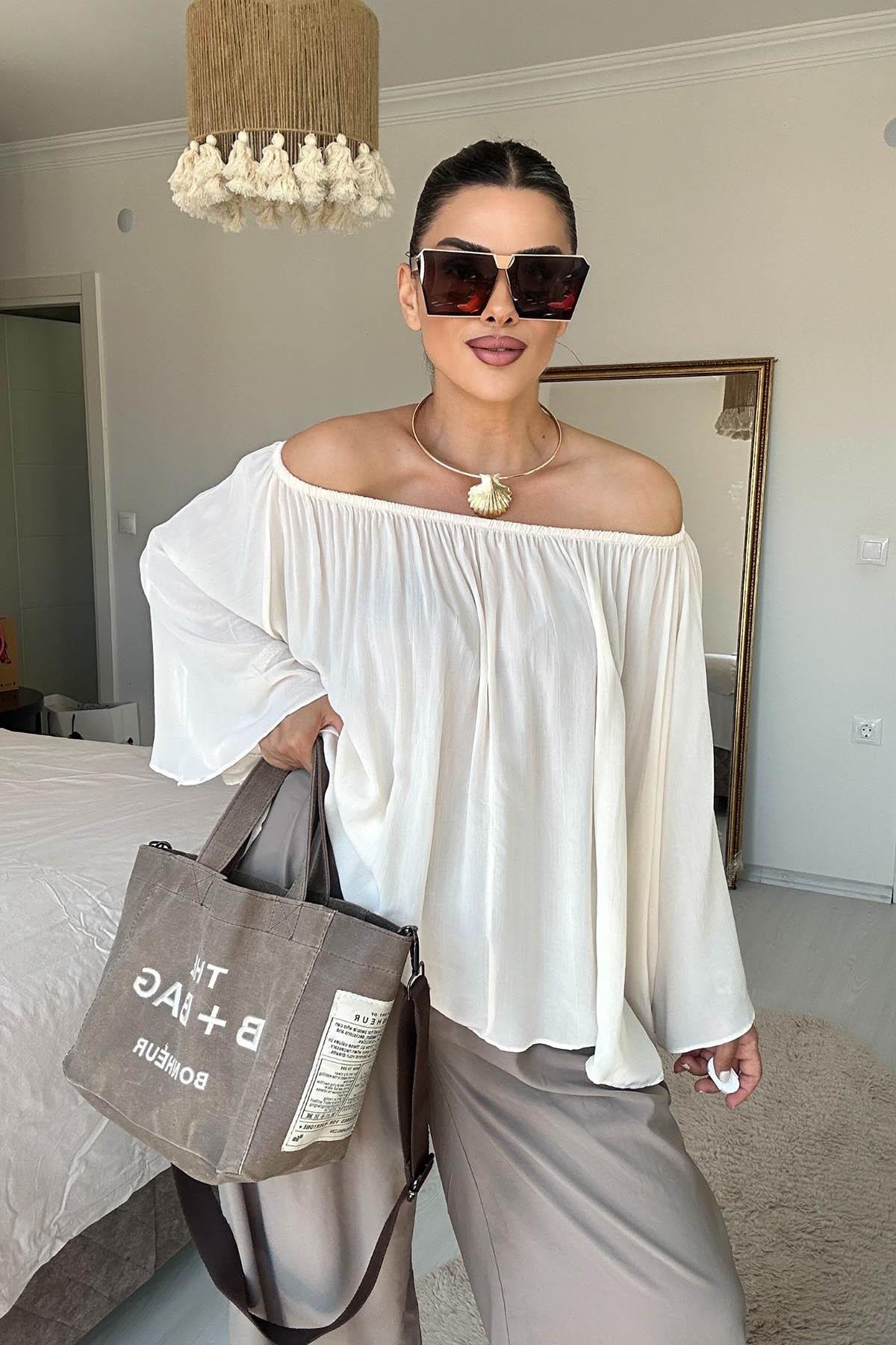 Eswomes Yaka Lastikli Yarasa Kol Oversize Bluz Ekru
