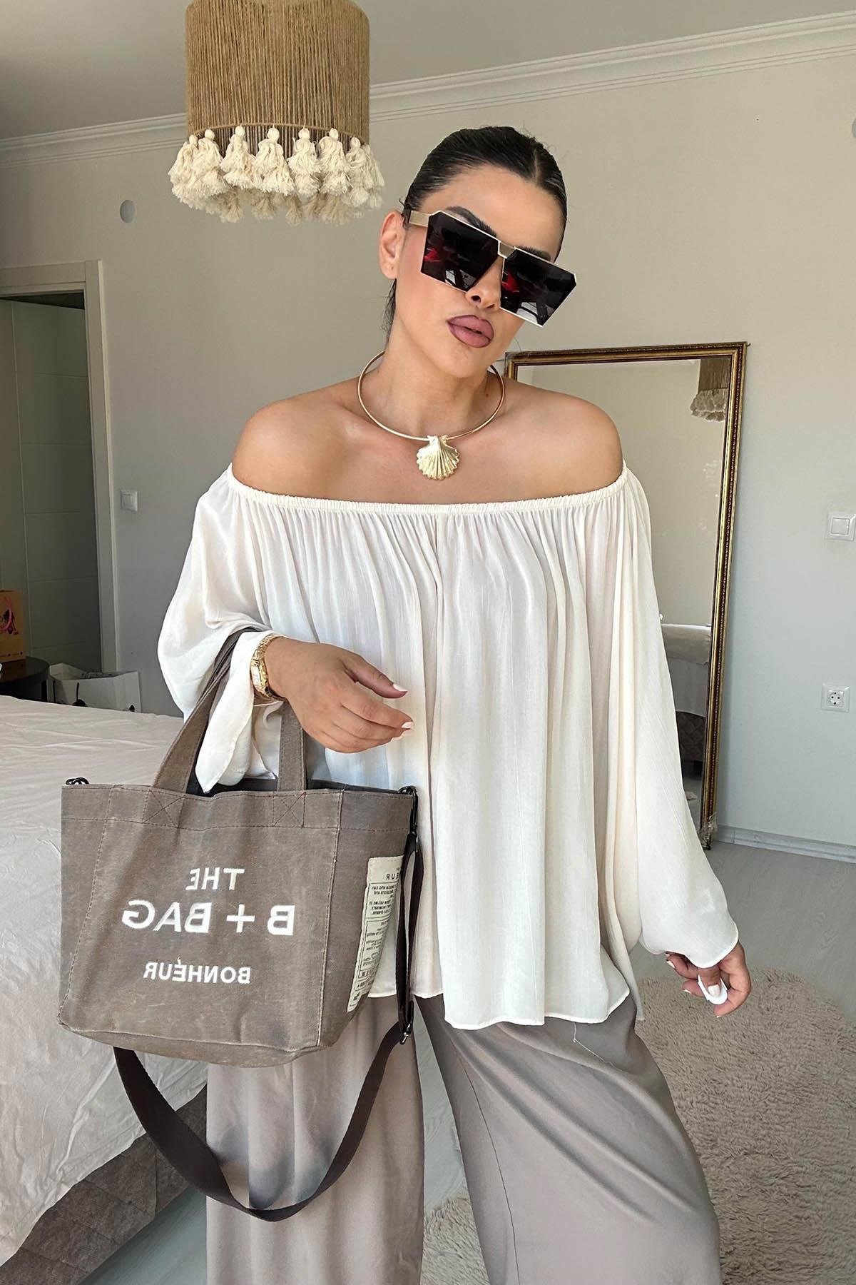 Eswomes Yaka Lastikli Yarasa Kol Oversize Bluz Ekru