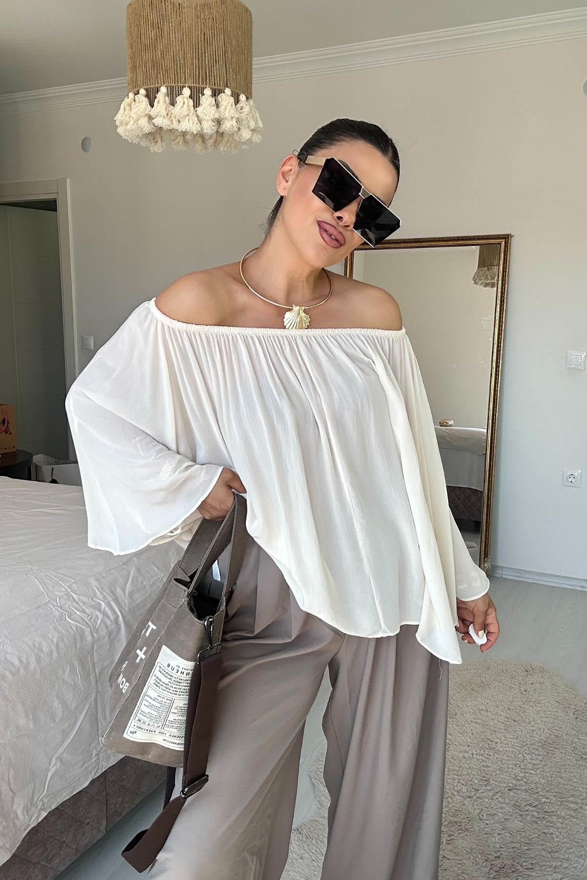 Eswomes Yaka Lastikli Yarasa Kol Oversize Bluz Ekru