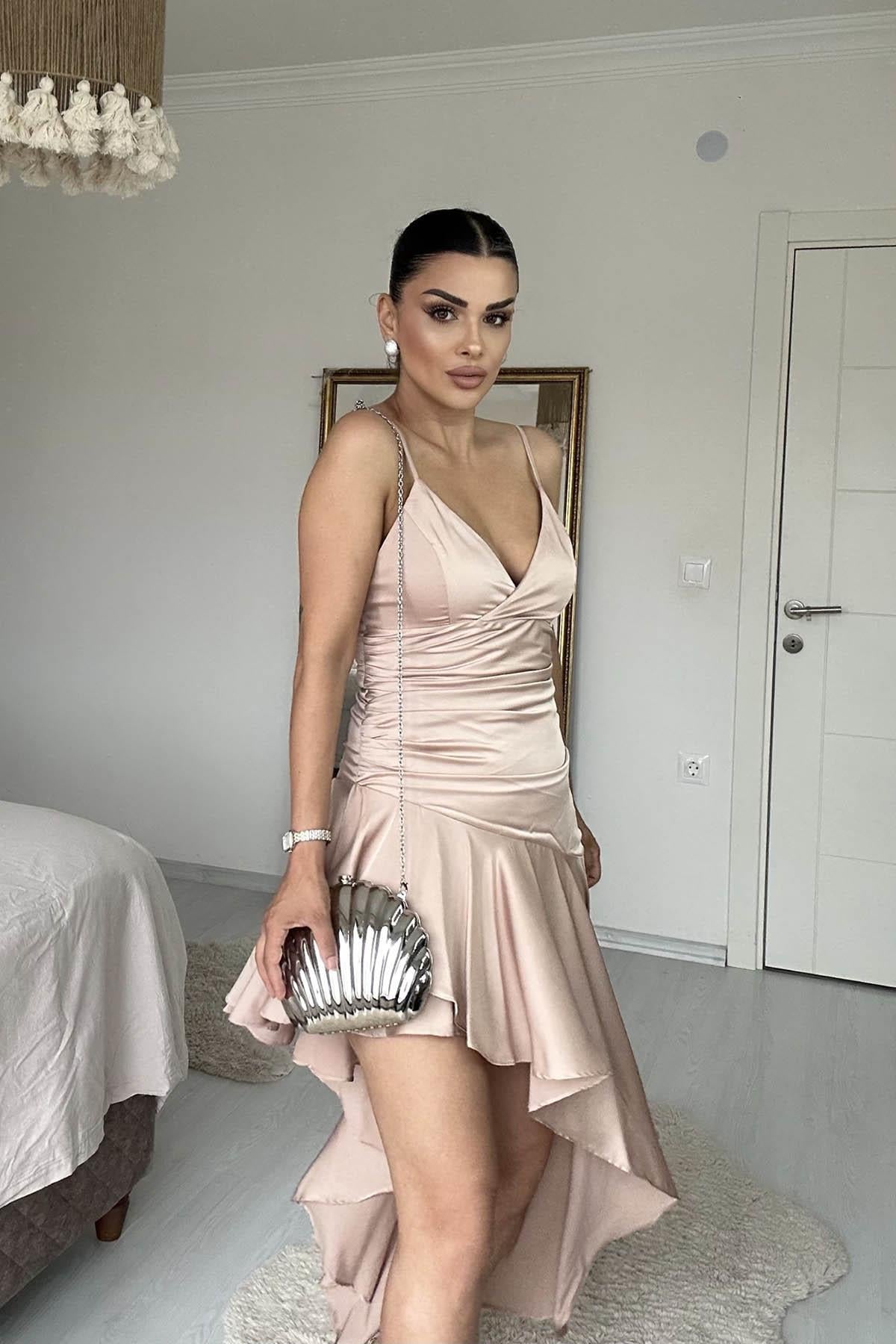 Eswomes Yandan Büzgülü Asimetrik Kesim Saten Elbise Bej