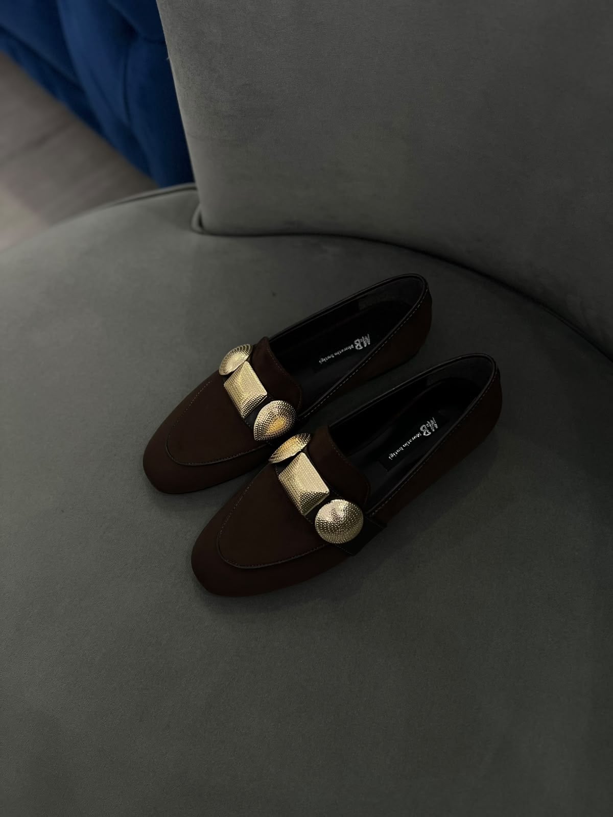 Loafer acı kahve süet görünümlü ayakkabı.Gold detaylı metal .36 ve 43 arası