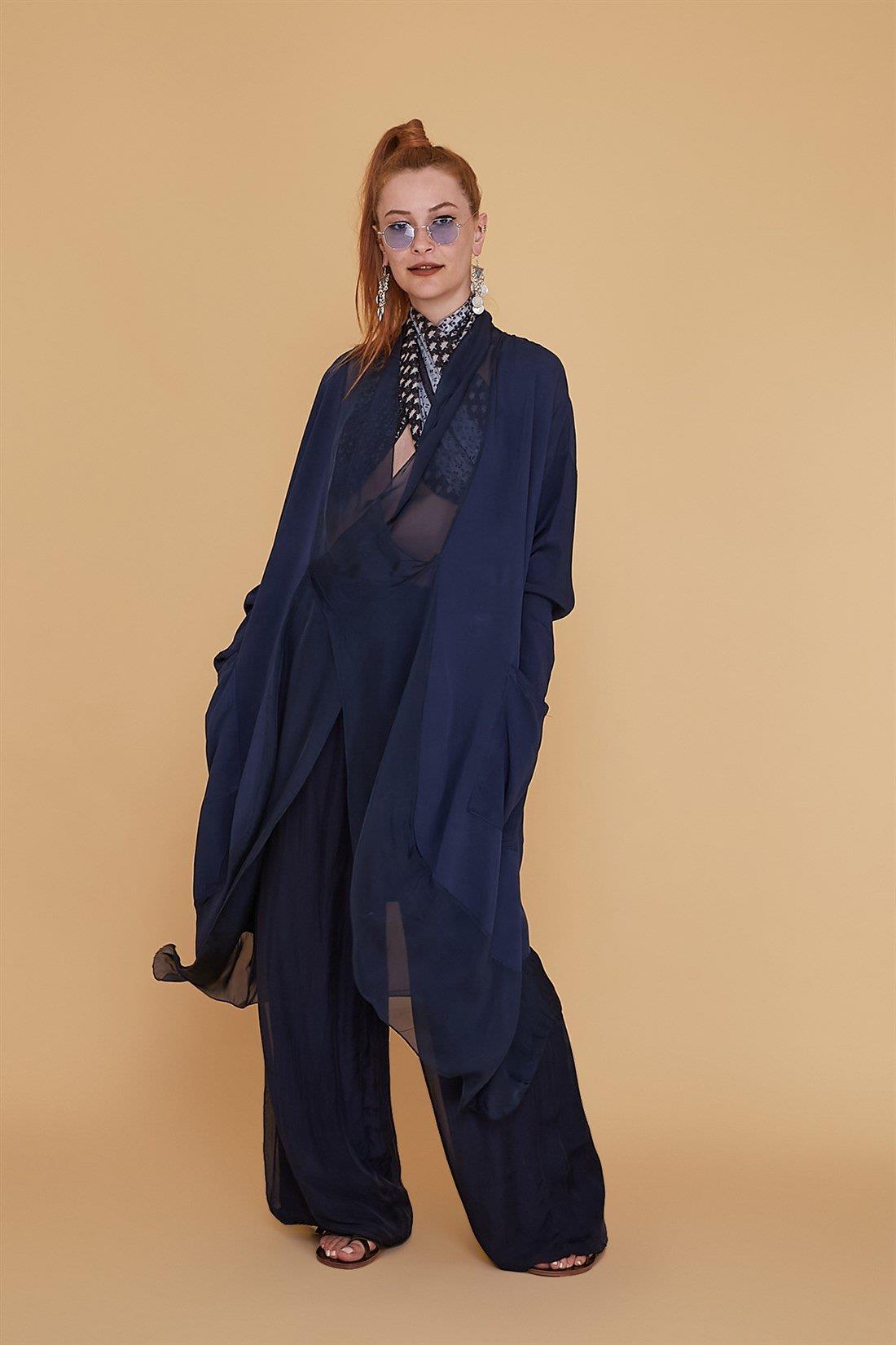 Italyan Ipek Detaylı Oversize Kaftan & Bluz