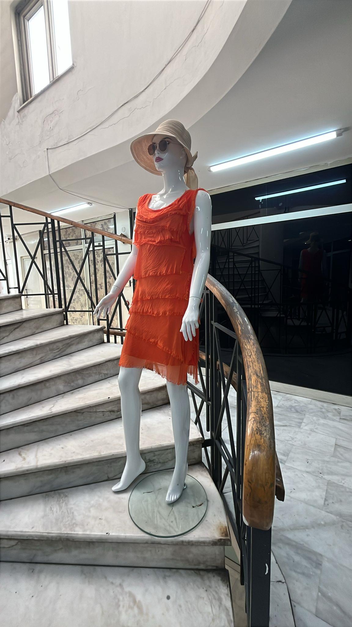Kat Kat Taşlanmış Mini İpek Elbise