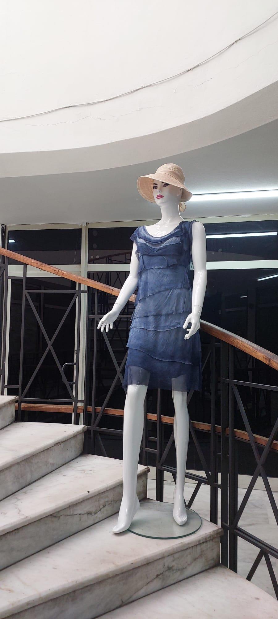 Kat Kat Taşlanmış Mini İpek Elbise
