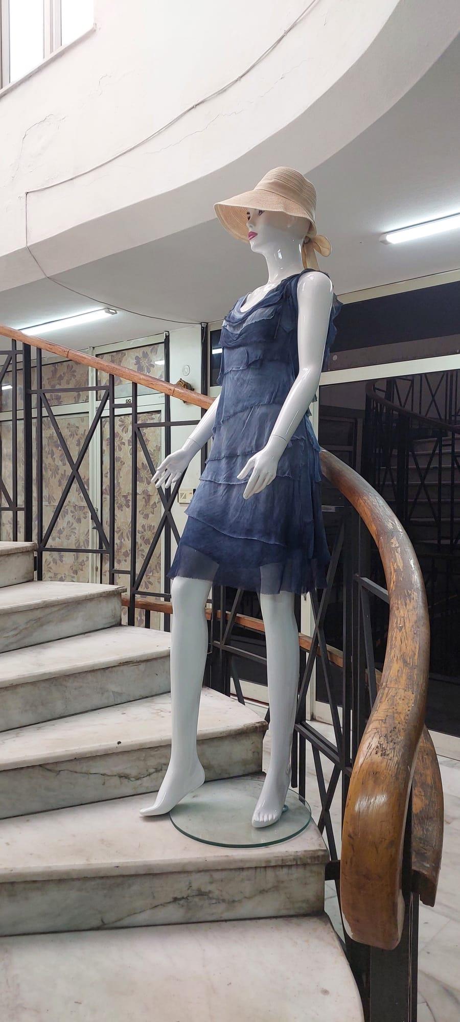 Kat Kat Taşlanmış Mini İpek Elbise