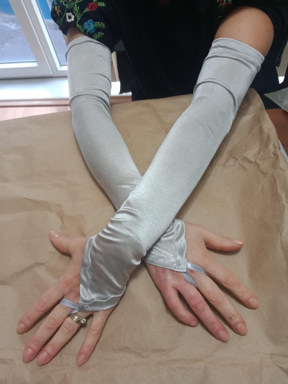 Saten Likralı Dans & Opera Eldiveni - (58 CM)