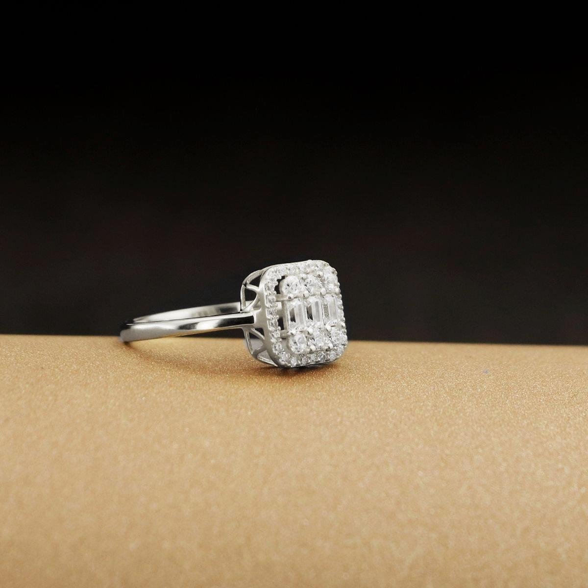 14 Ayar Altın Baget Yüzük