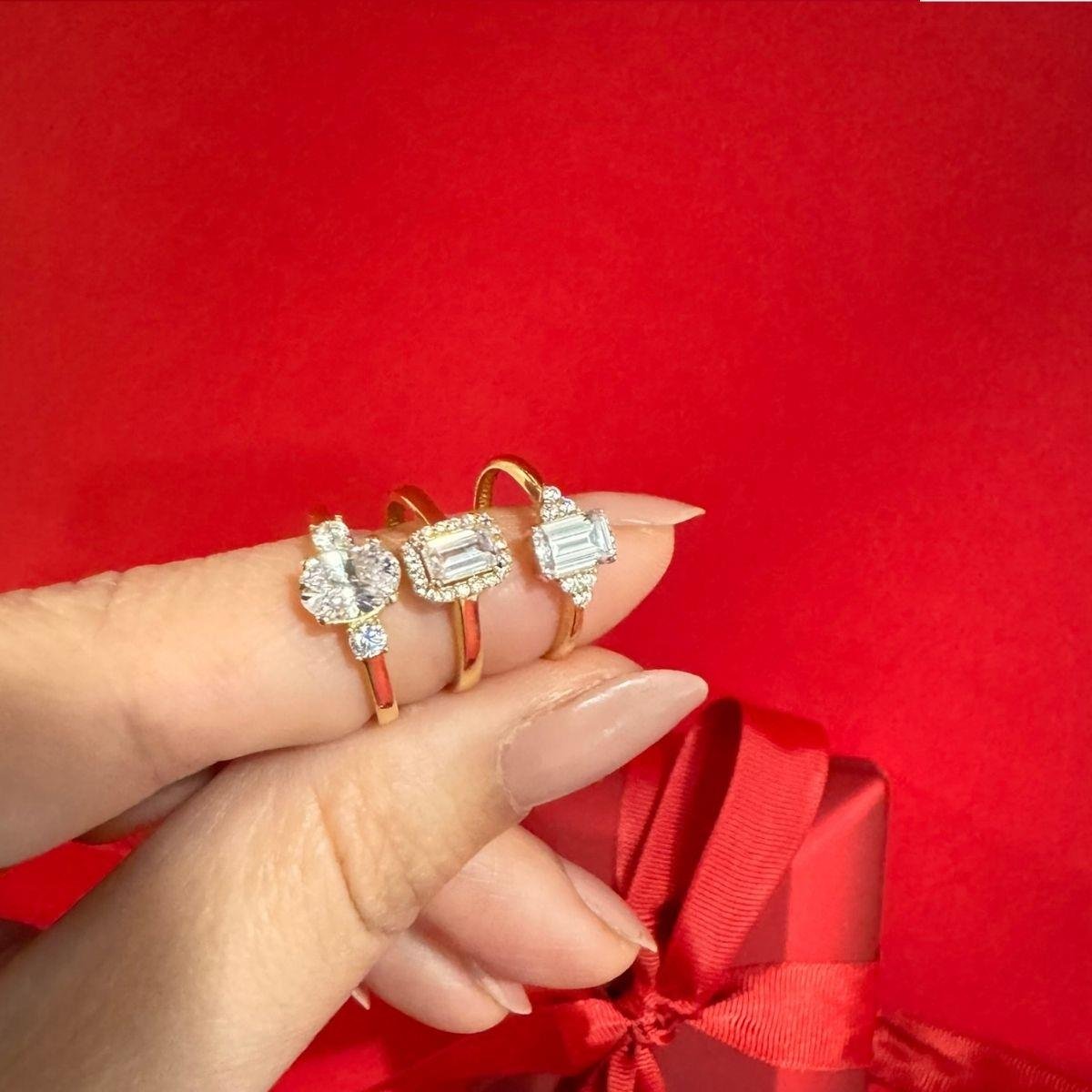 Altın Üçtaş Yüzük 