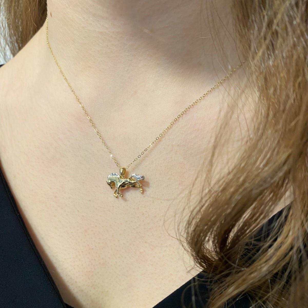 At Figürlü Altın Kolye KLA 198 04 00 00