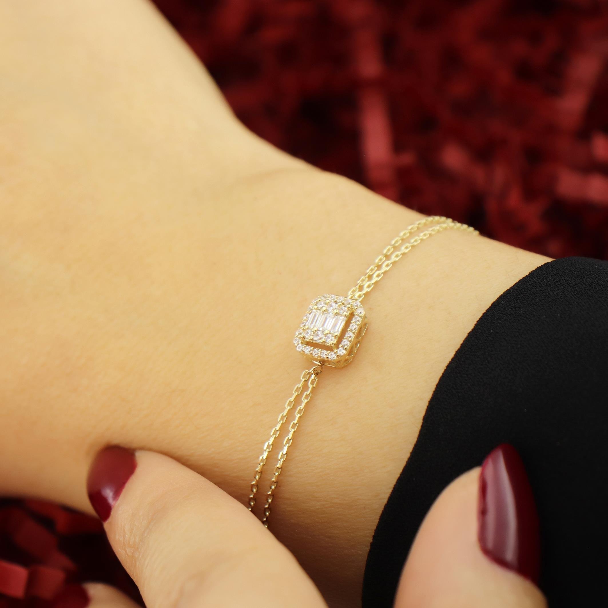 Baget Taşlı Altın Bileklik BLA 119 01 05 00