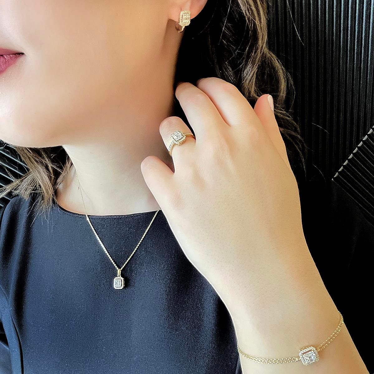 Baget Taşlı Altın Set 