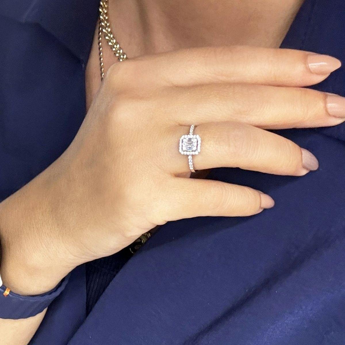 Baget Taşlı Altın Yüzük YZA 121 02 05 00