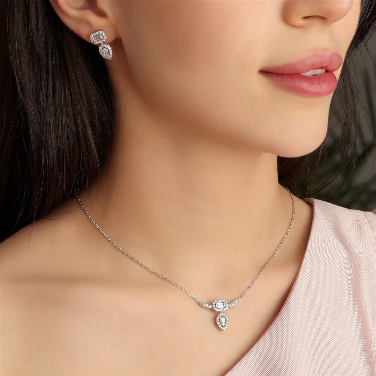 Damla Taşlı Gümüş Fantezi Set