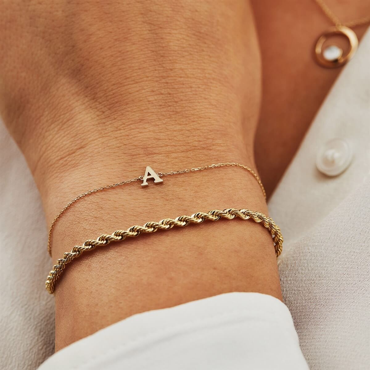 G Harfli Altın Bileklik