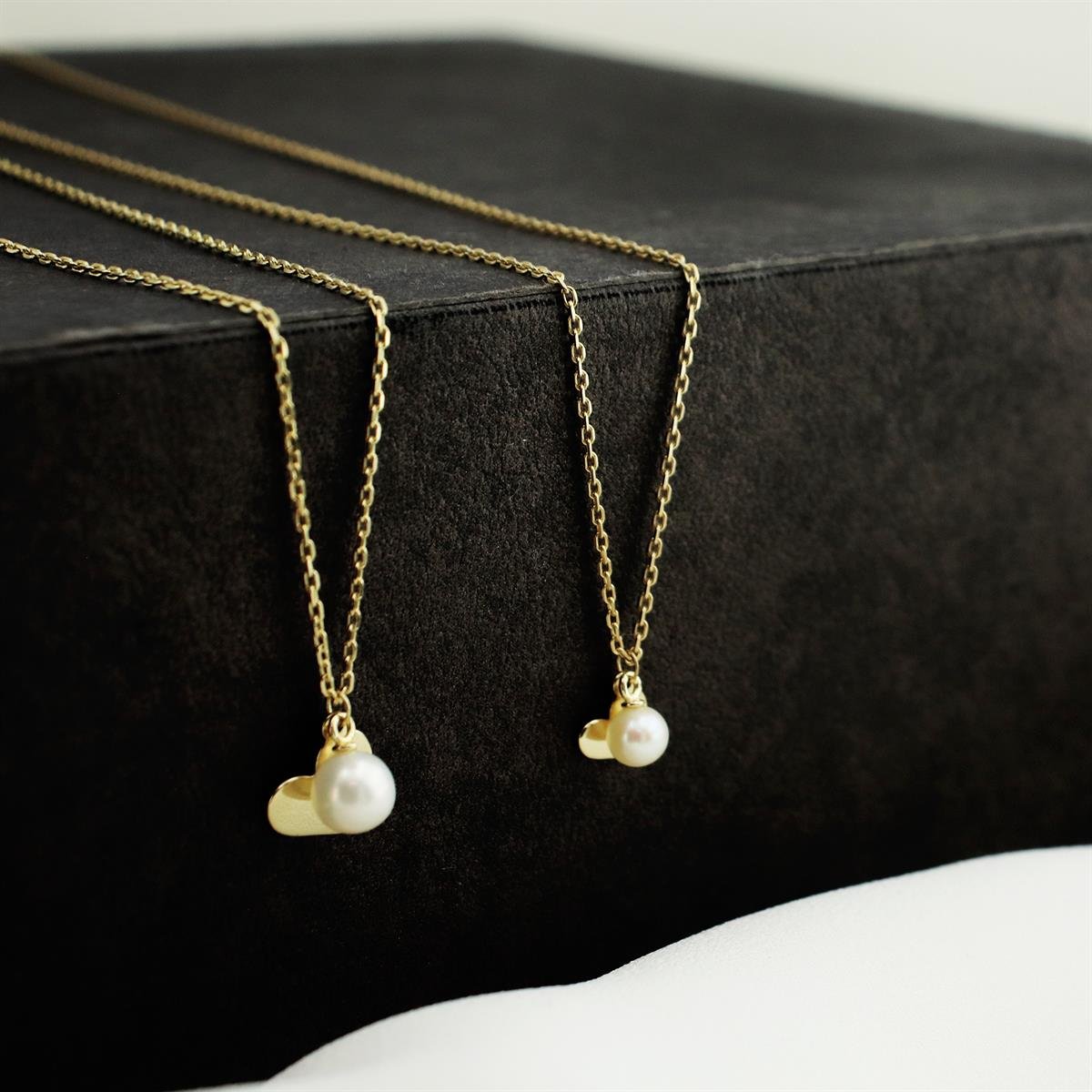 İncili Kalp Figürlü Altın Kolye KCA 106B 01 00 00