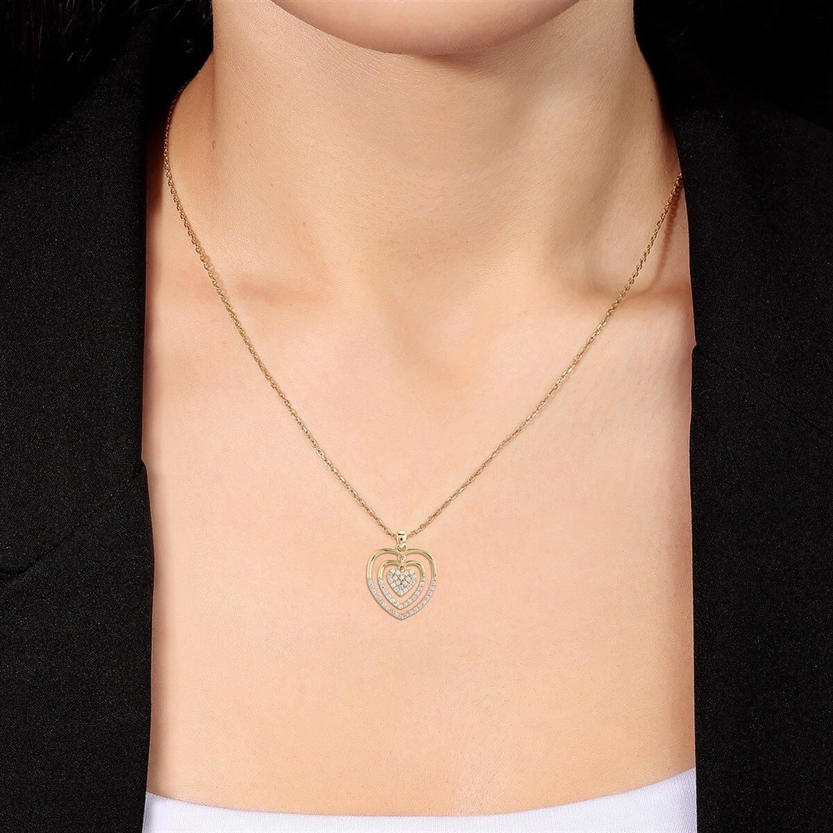 Kalp Sallantı Altın Fantazi Kolye