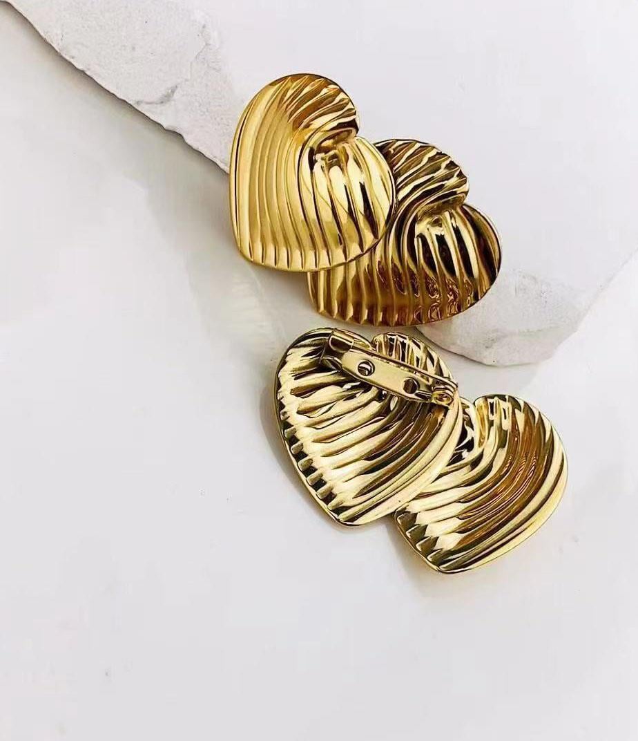 ​​​​​​​​​​​​​​Welch Altın Kaplama Çelik Kalp Broş