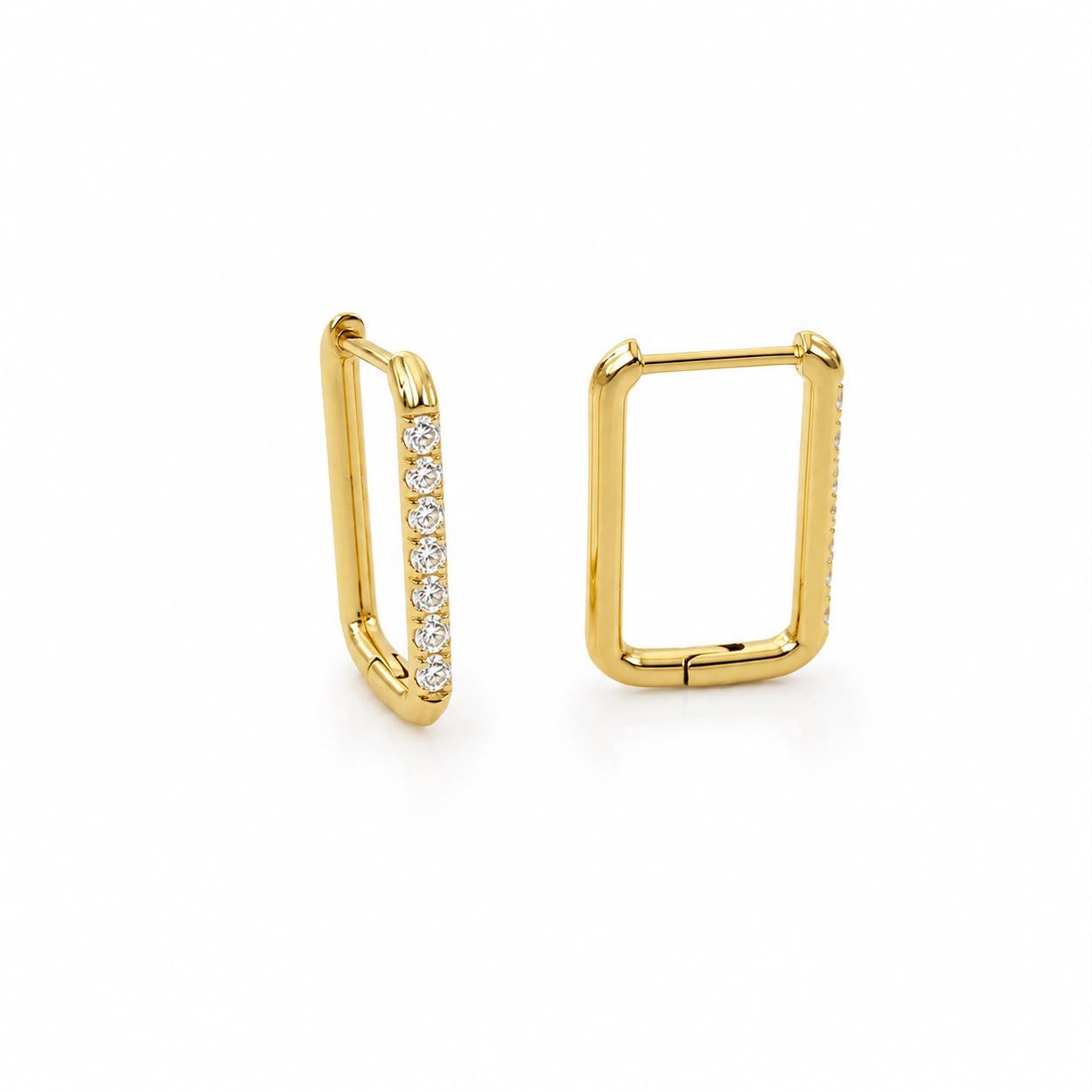 ​​​​​​​​​​​​​​Welch Gold Taşlı Kare Çelik Küpe  Kadın Çelik Taşlı Kare Küpe Modelleri ve Çelik Küpe Fiyatları - WELCH 