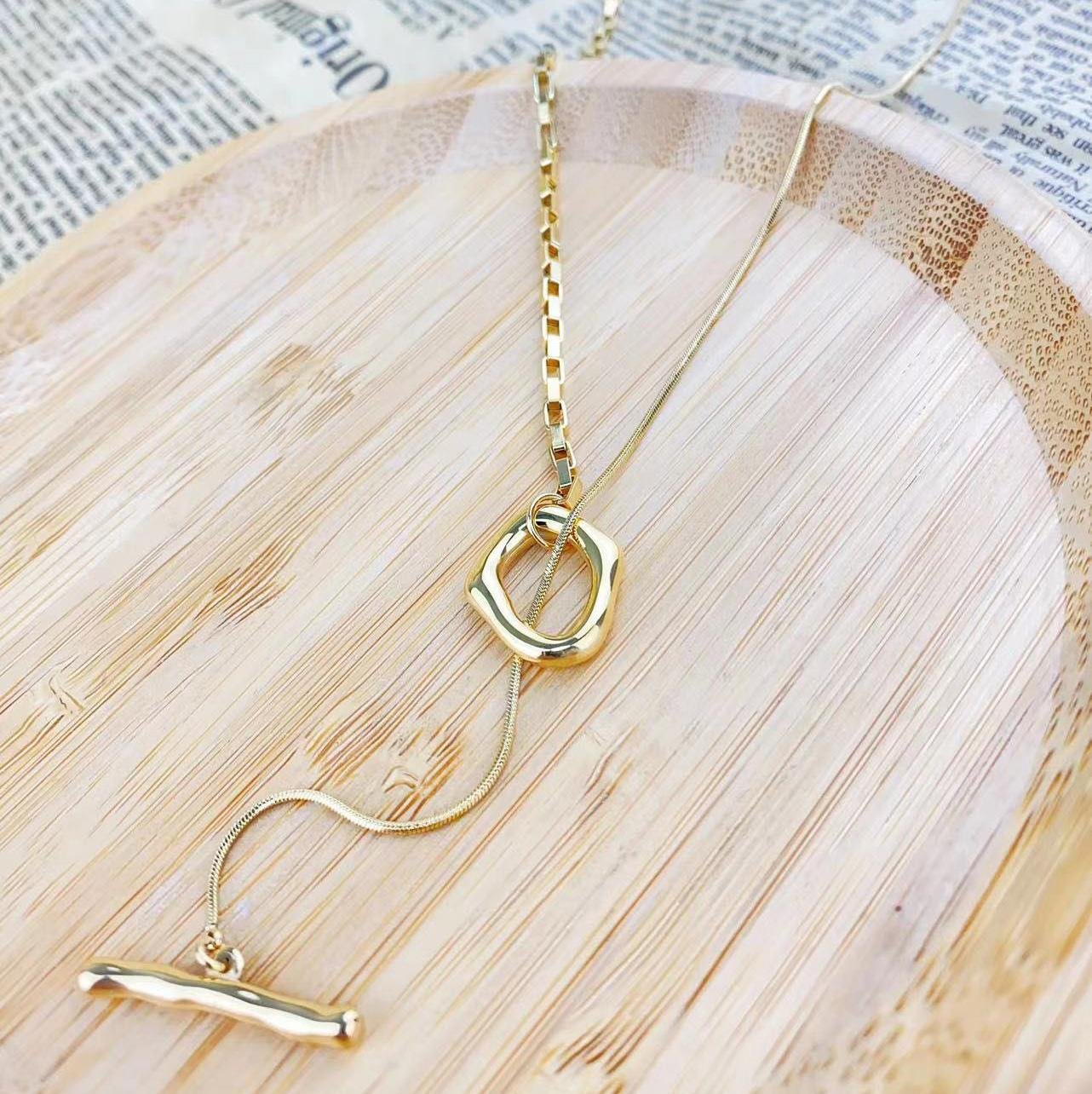 Welch Gold Çelik Minimal Kolye