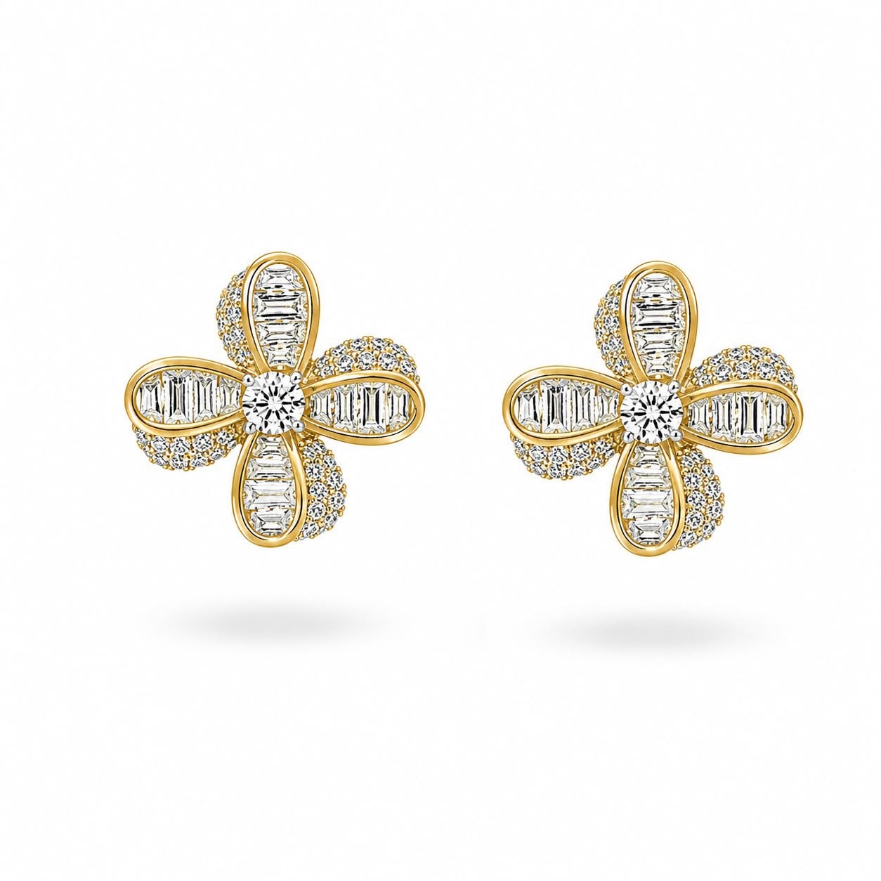 Welch Gold Yonca Gümüş Küpe - 925 Ayar Gümüş Küpe Welch Gold Yonca Gümüş Küpe ve Gümüş Küpe Modelleri | Welch 