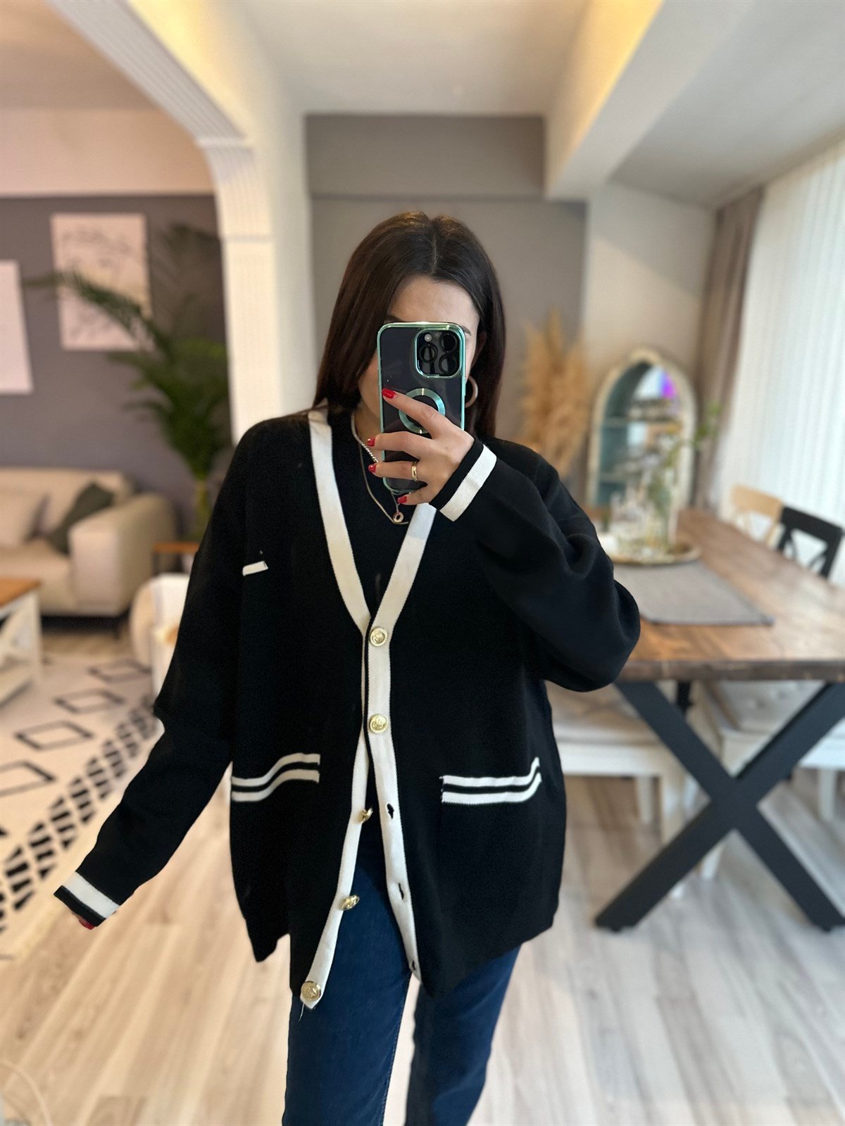 Oversize Dügme Detay Hırka | StrawberryWear