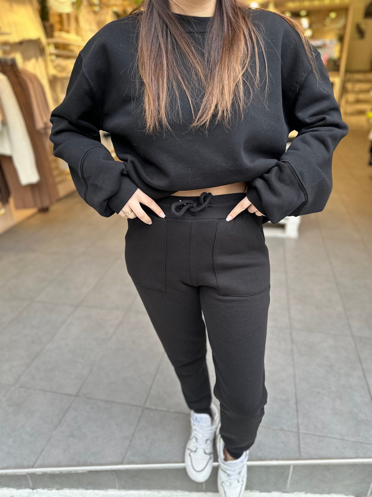 Siyah Bagcıklı Eşofman Alt | StrawberryWear