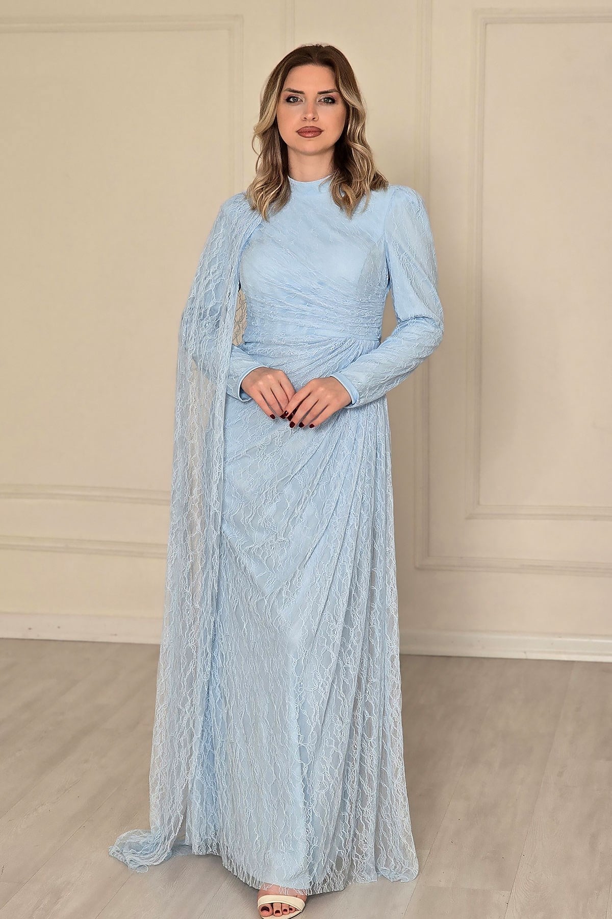 BEBE MAVİSİ Dantel Pelerinli Tesettür Abiye 5659