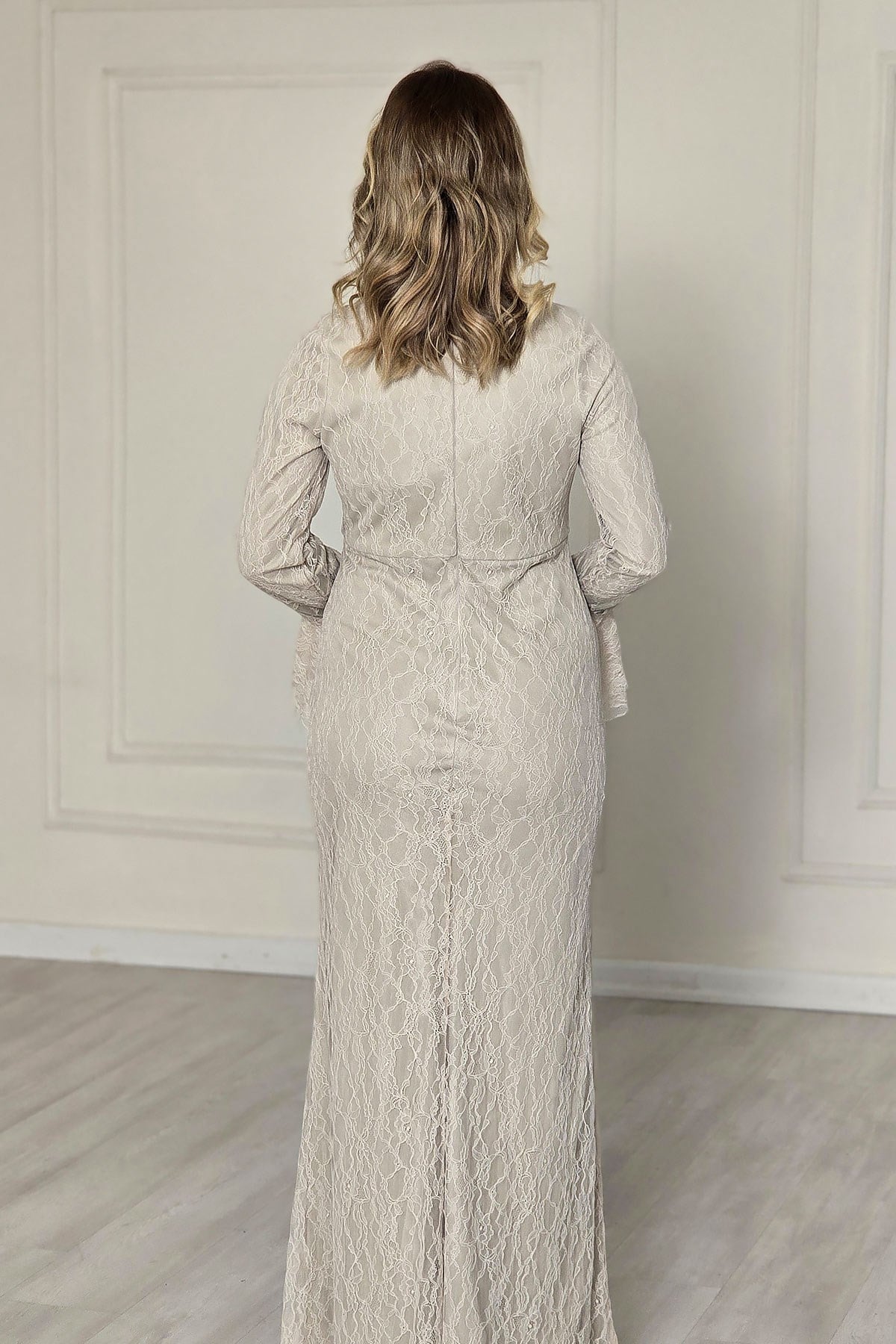Bej Önü Taşlı Dantel Abiye 5662