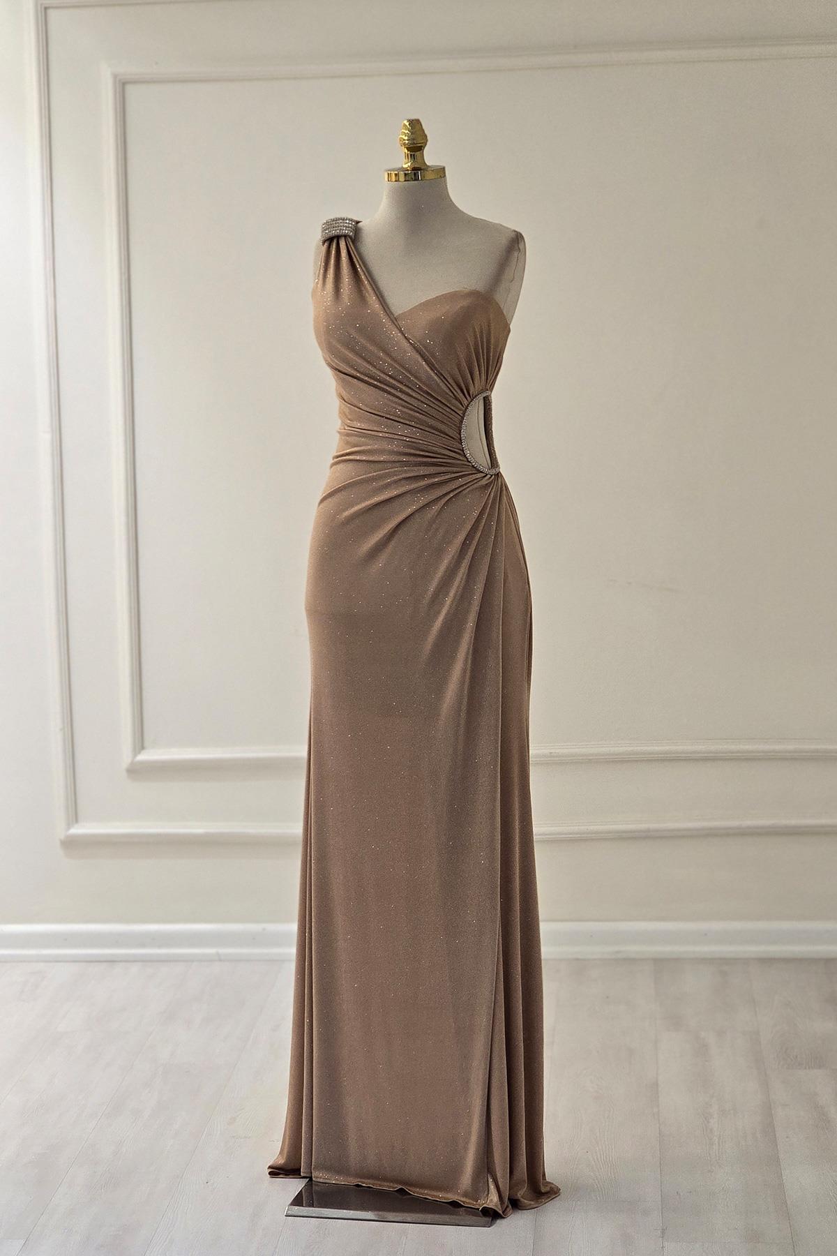 Bej TEK KOL PARILTILI ELBİSE 2542