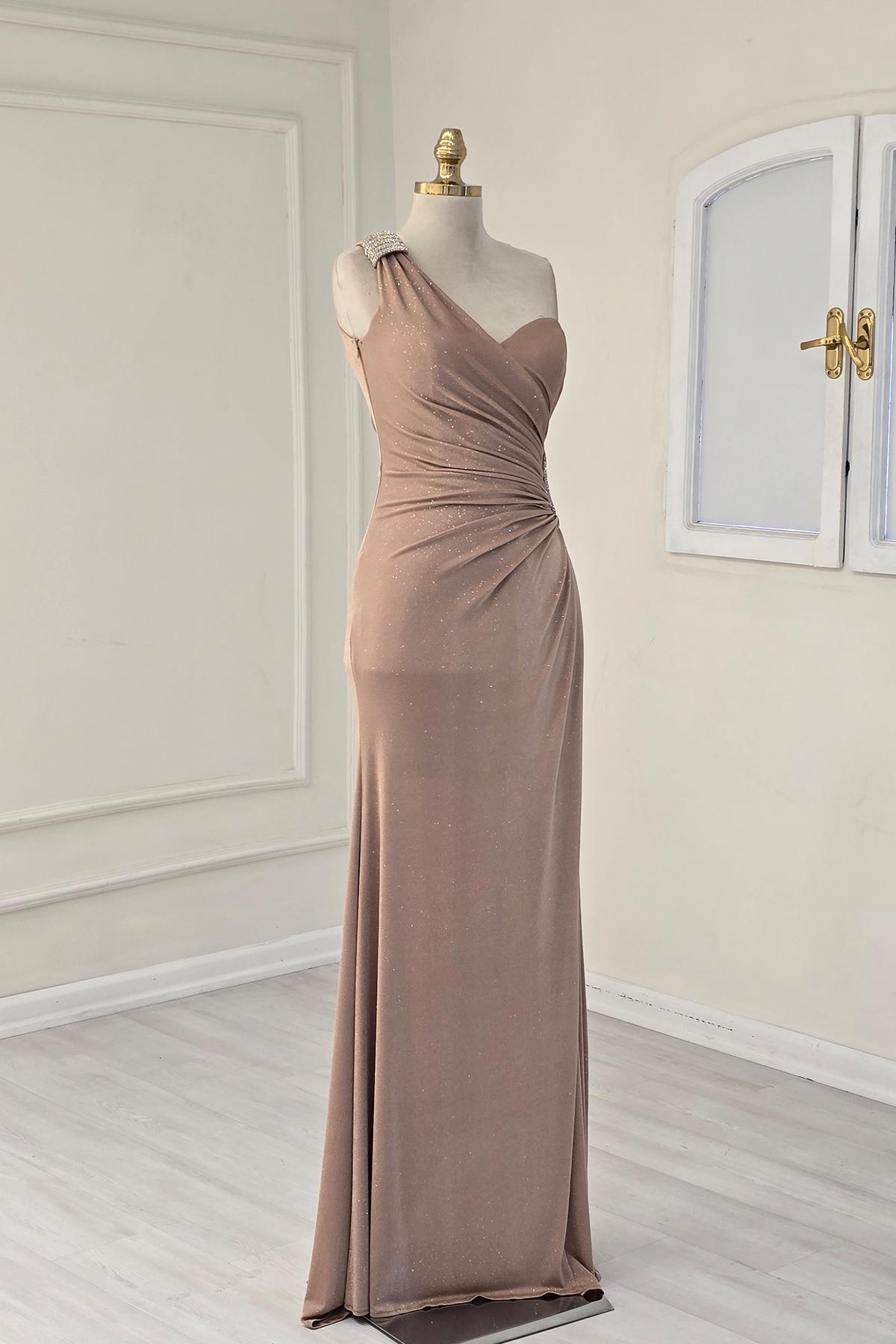 Bej TEK KOL PARILTILI ELBİSE 2542