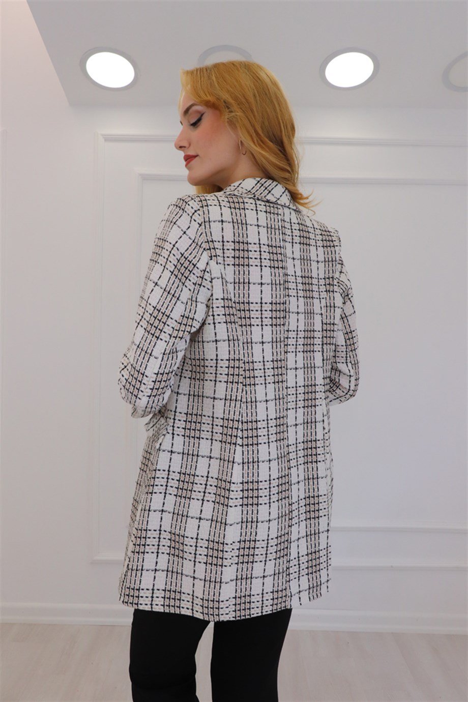 Beyaz-Kahve Kareli Blazer Ceket 2007