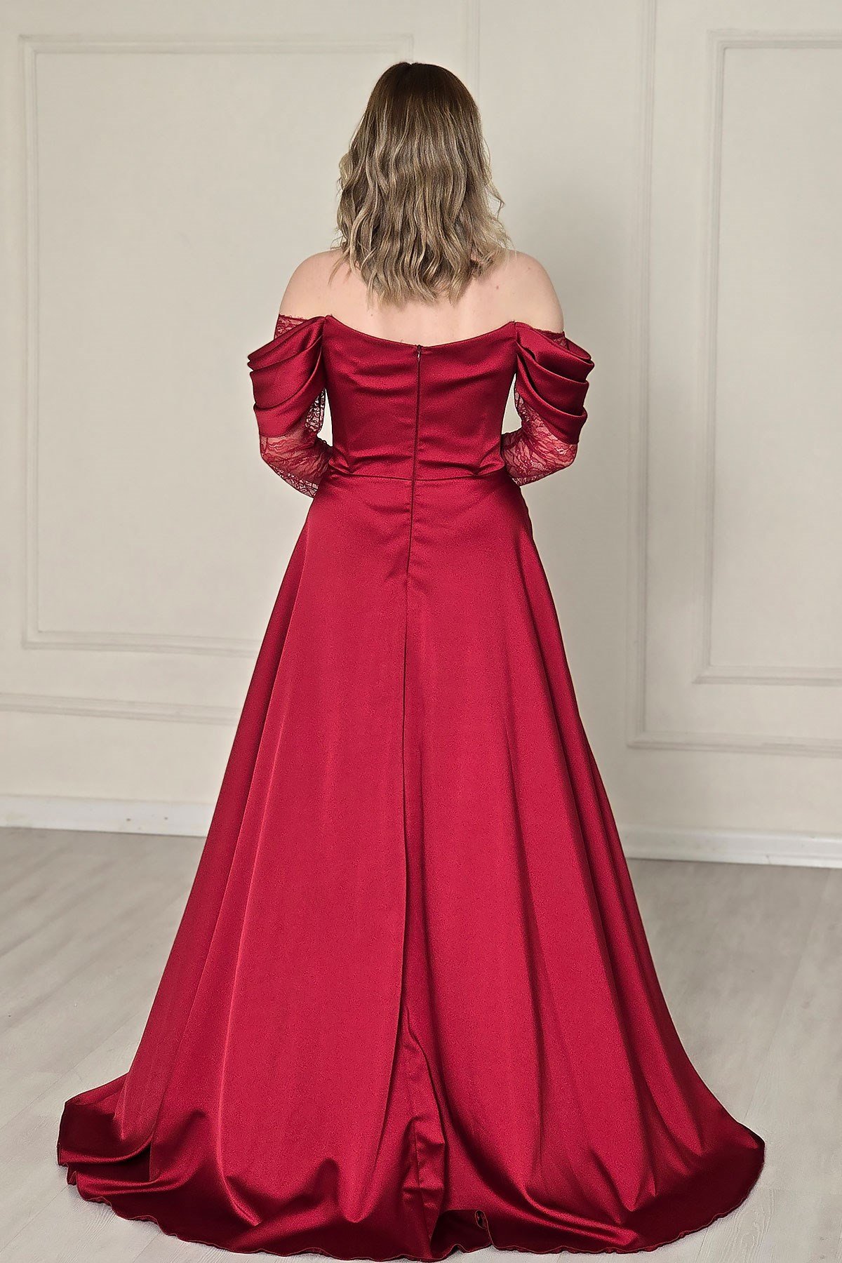 Bordo Dantel Yırtmaçlı Saten B.B Abiye 214