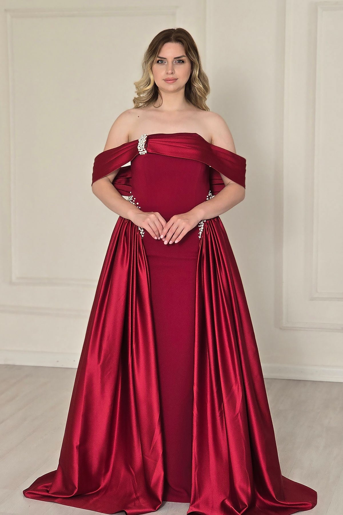 Bordo İncili Abiye 6215
