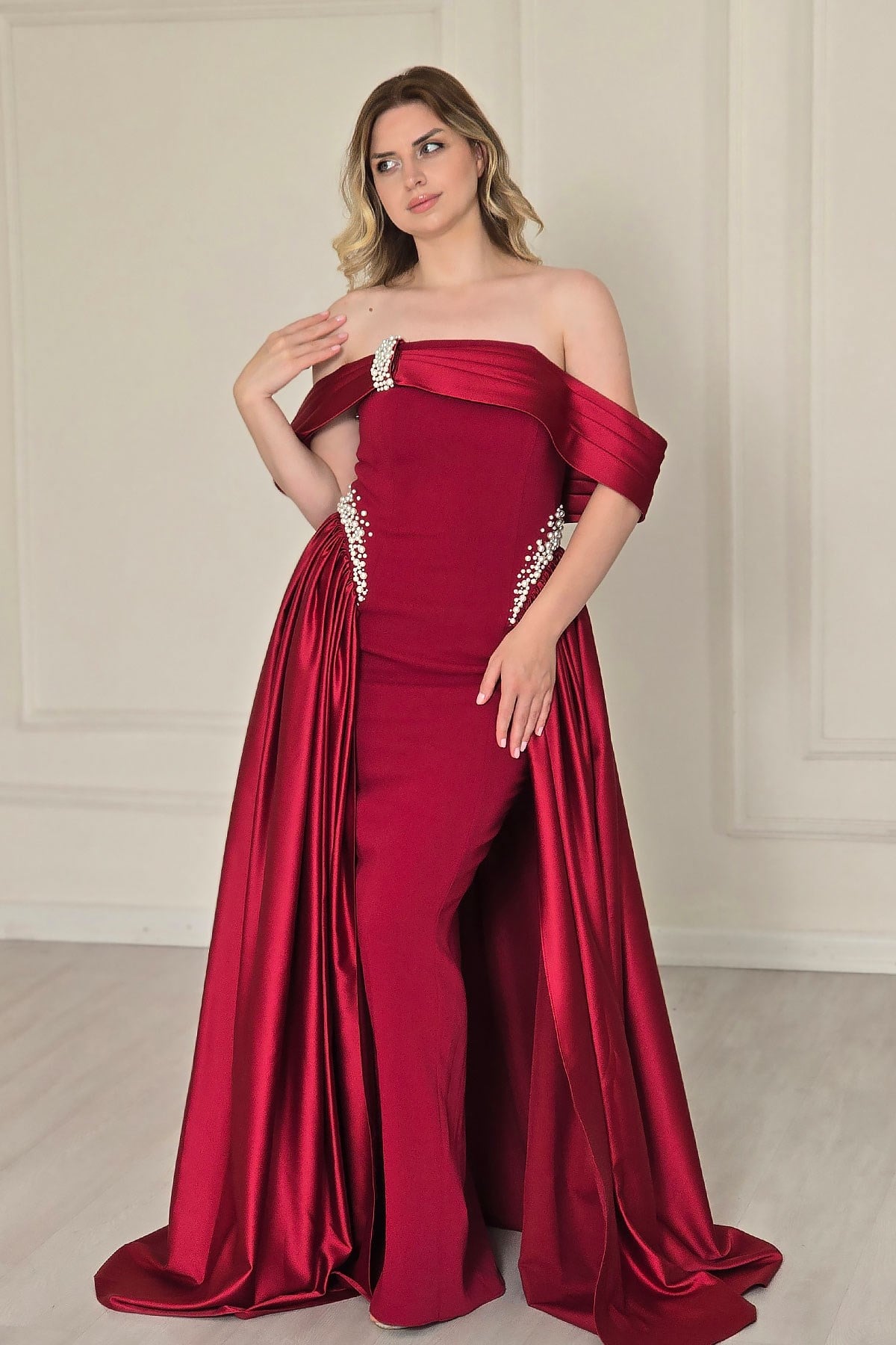 Bordo İncili Abiye 6215