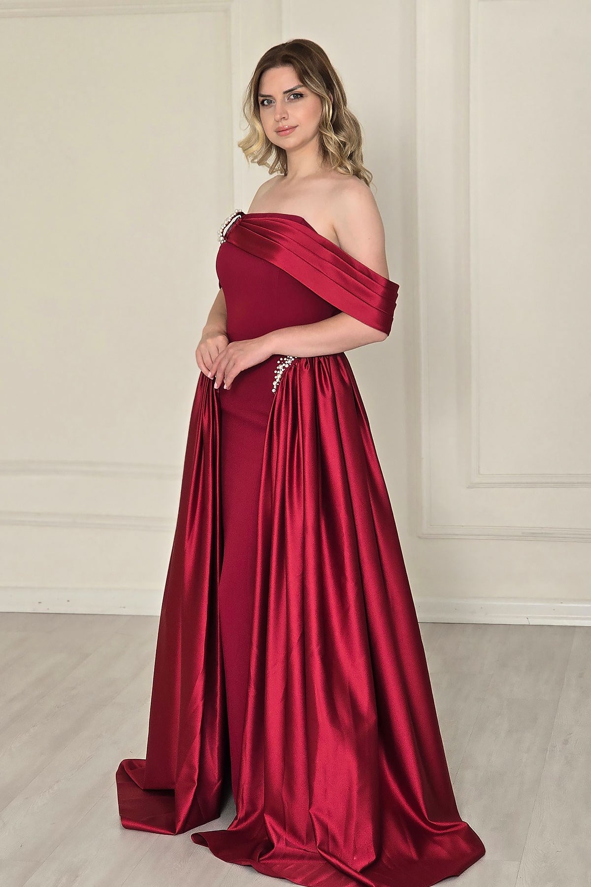 Bordo İncili Abiye 6215