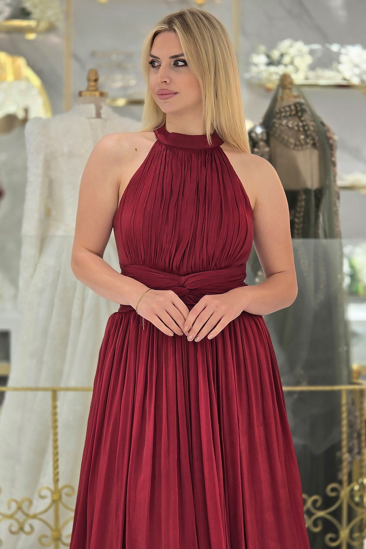 Bordo İpek Organze Halter Yaka Abiye 6882