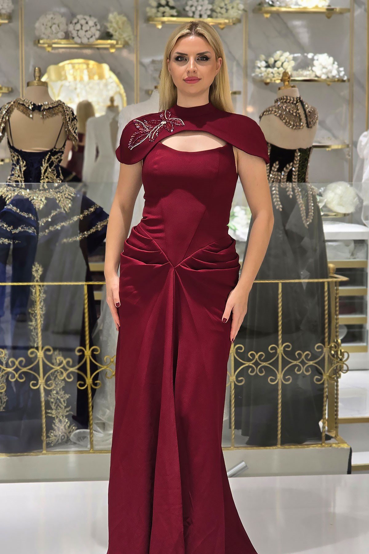 Bordo İşlemeli Krep Abiye 4090