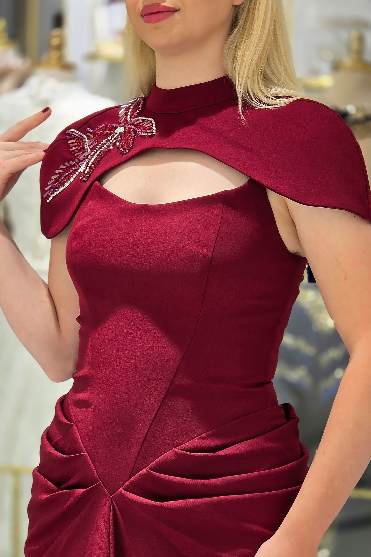 Bordo İşlemeli Krep Abiye 4090