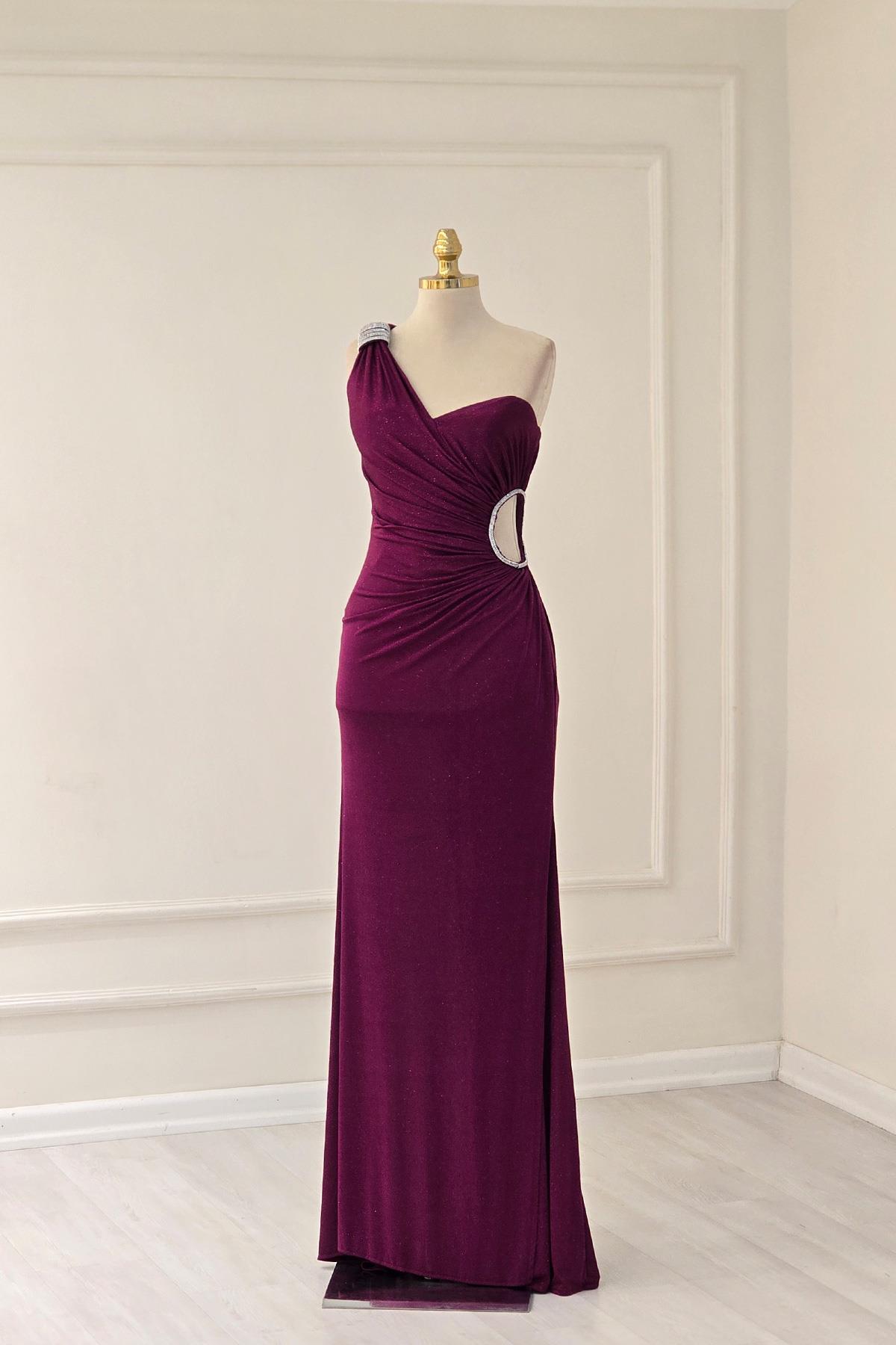 Bordo TEK KOL PARILTILI ELBİSE 2542