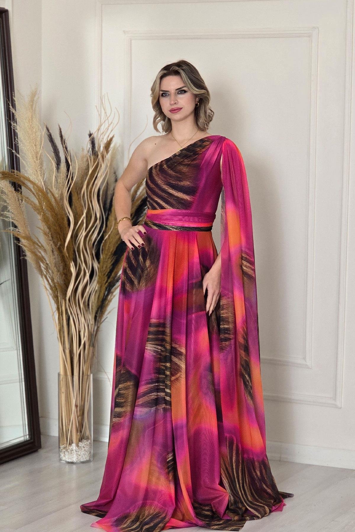 Fuşya Tek Omuz Desenli Abiye 7280