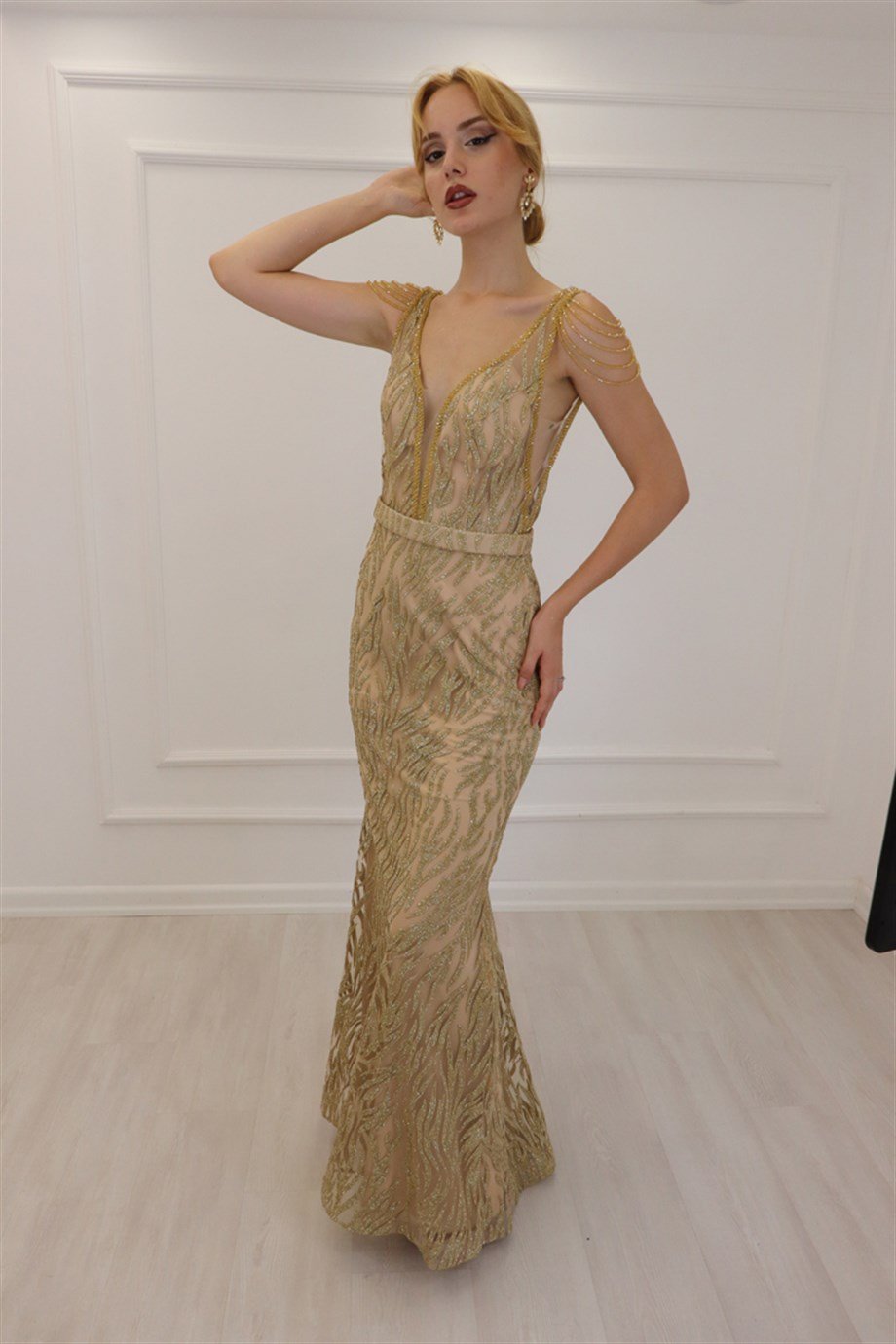 Gold Simli Omuz Detaylı Abiye 000177